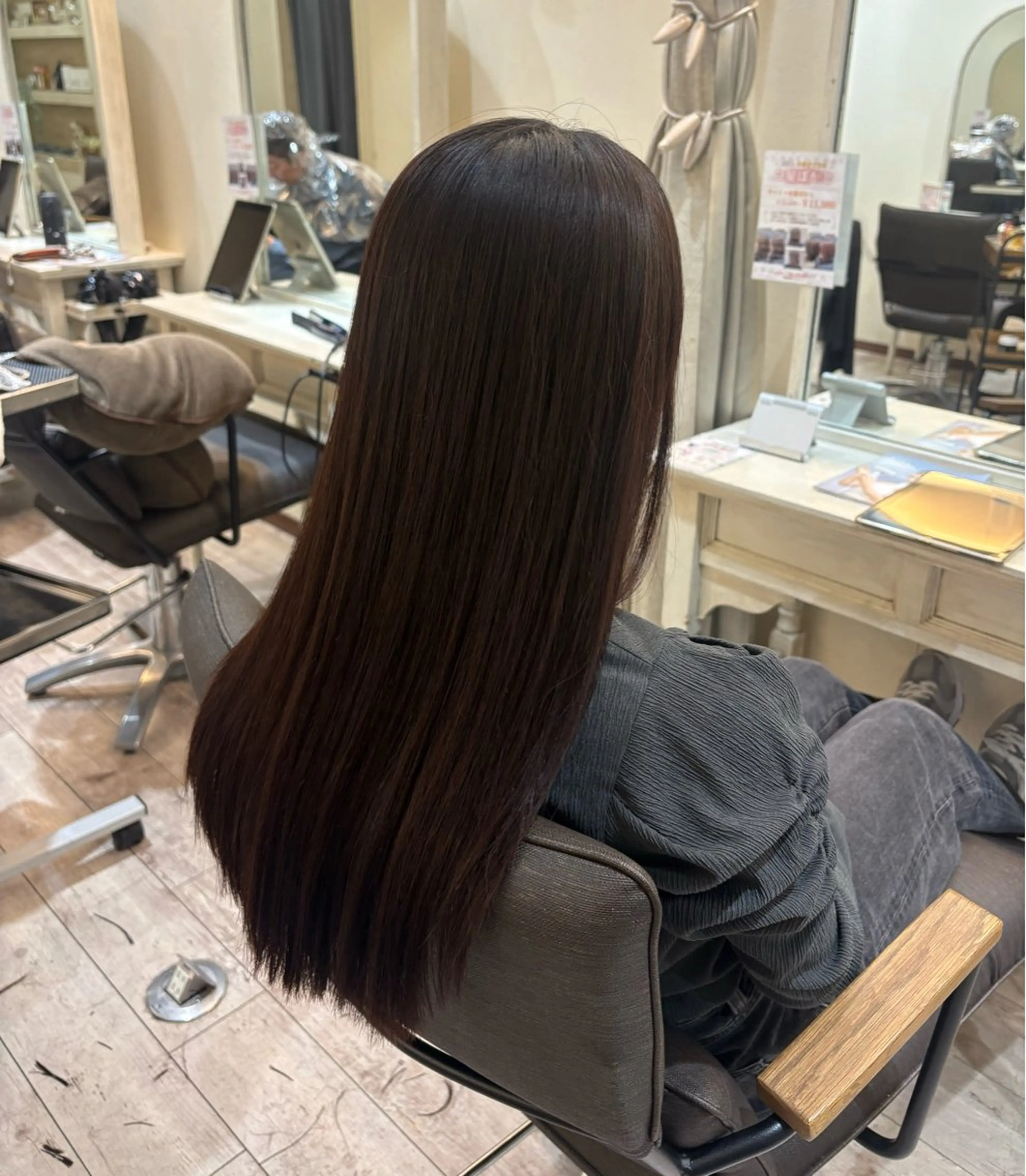 ロング パーマ ストレートパーマ カット 縮毛矯正 トリートメント 艶カラー/縮毛矯正/ レイヤー/栄/あやかのヘアスタイル