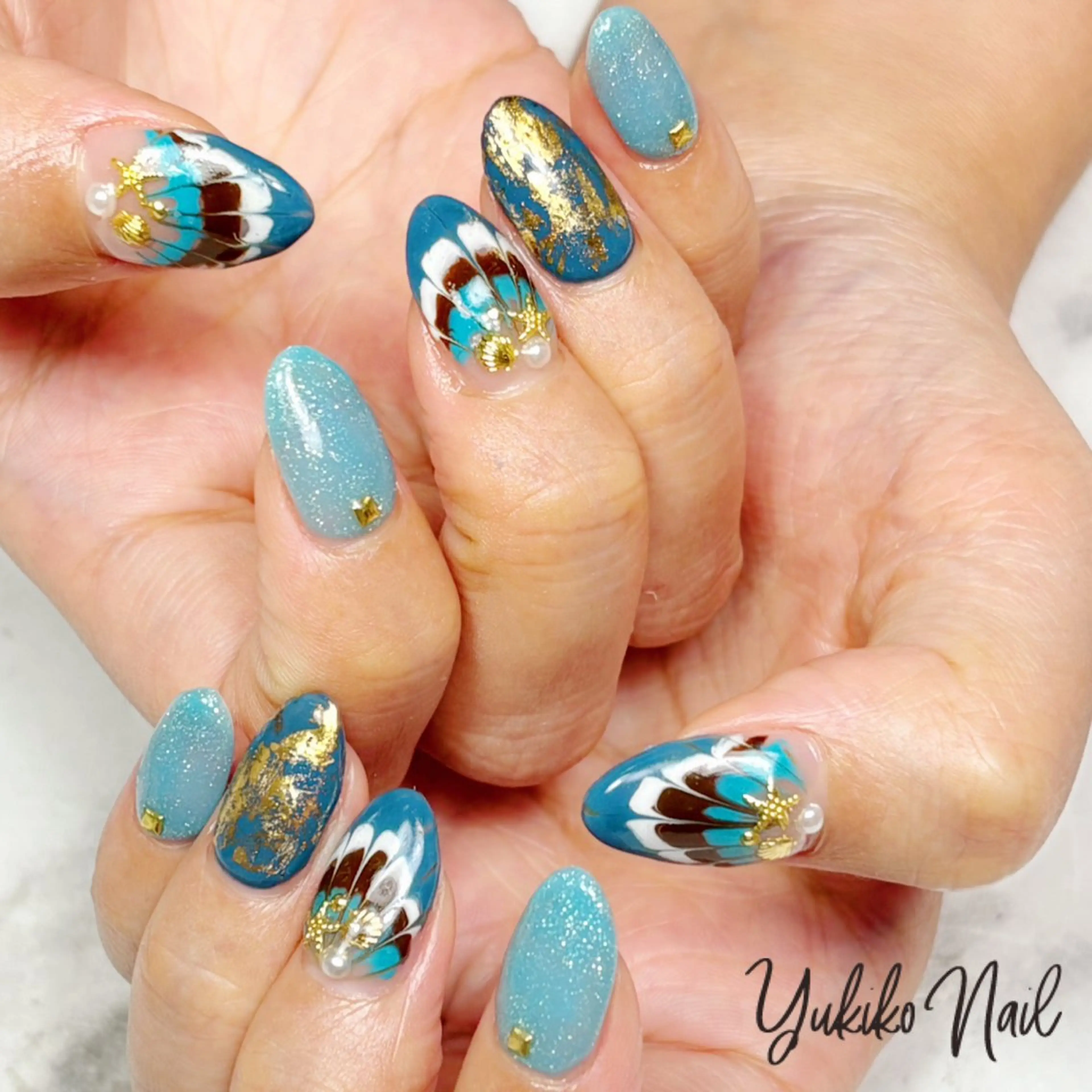 ネイル ゴージャス ピーコックネイル 夏ネイル ハンドネイル ユキコ ネイルのネイルデザイン