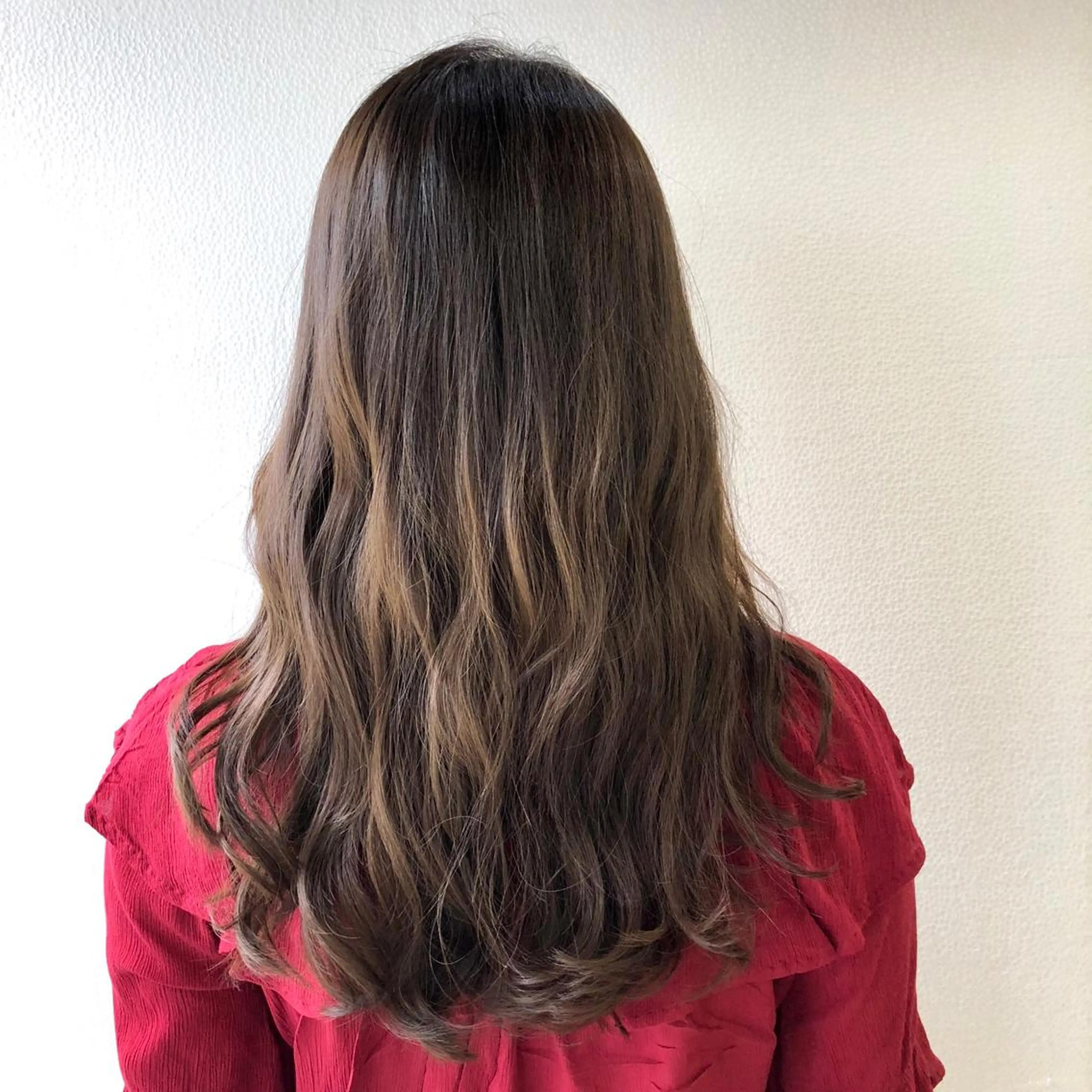 ロング カラー ブリーチ グラデーションカラー ブリーチなしカラー LiEN所属・菅沢 奈生のヘアスタイル