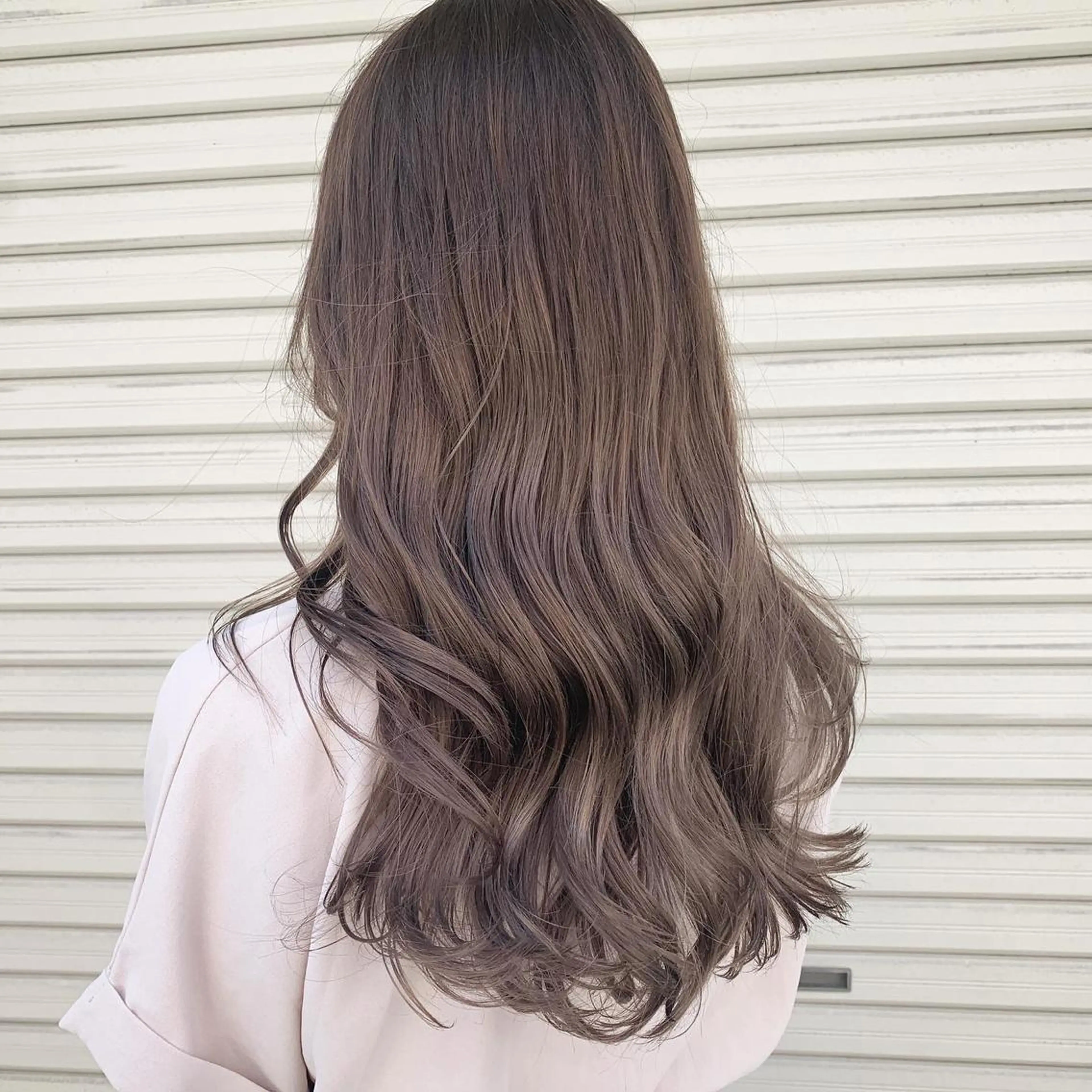 ロング カラー ブリーチ 枚方 tomee 🦋南部 しほ🦋のヘアスタイル