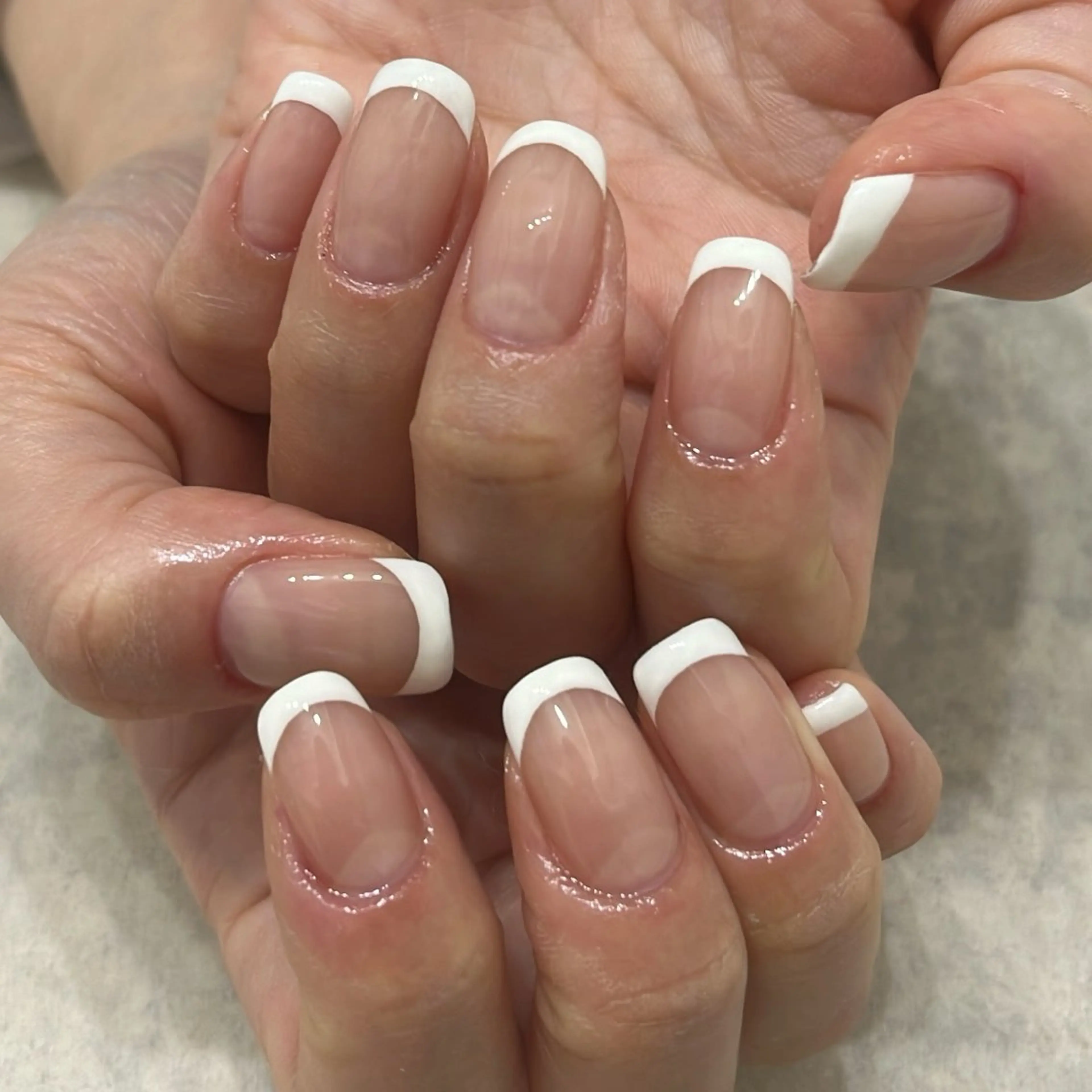 ネイル グリーン ホワイト ハンドネイル vegh. nail／阿波座のネイルデザイン