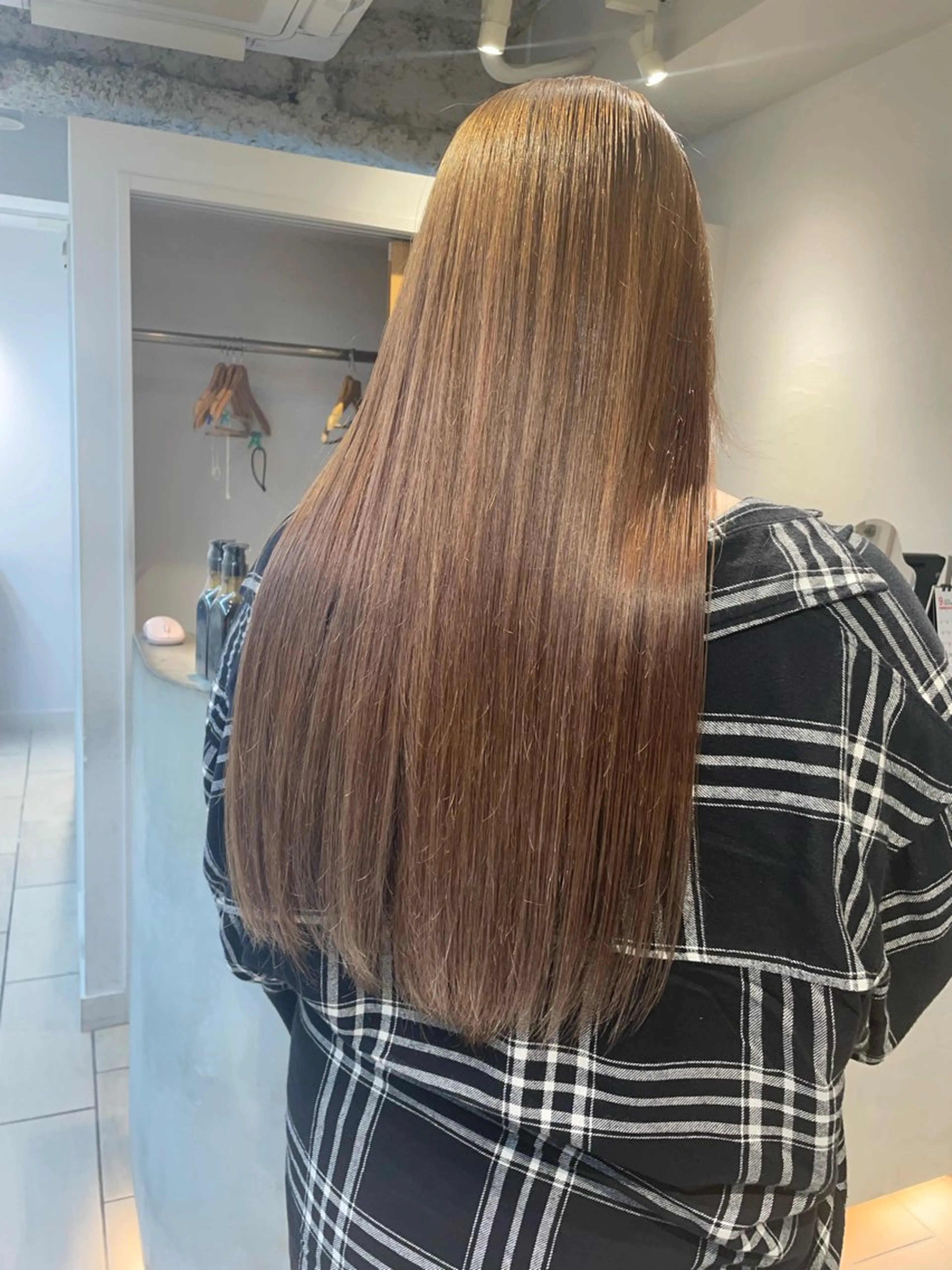 ロング カラー ベージュカラー 透明感カラー 韓国風カラー ラベンダーカラー ラベンダーピンク ヘアカラー 樋口 将輝のヘアスタイル