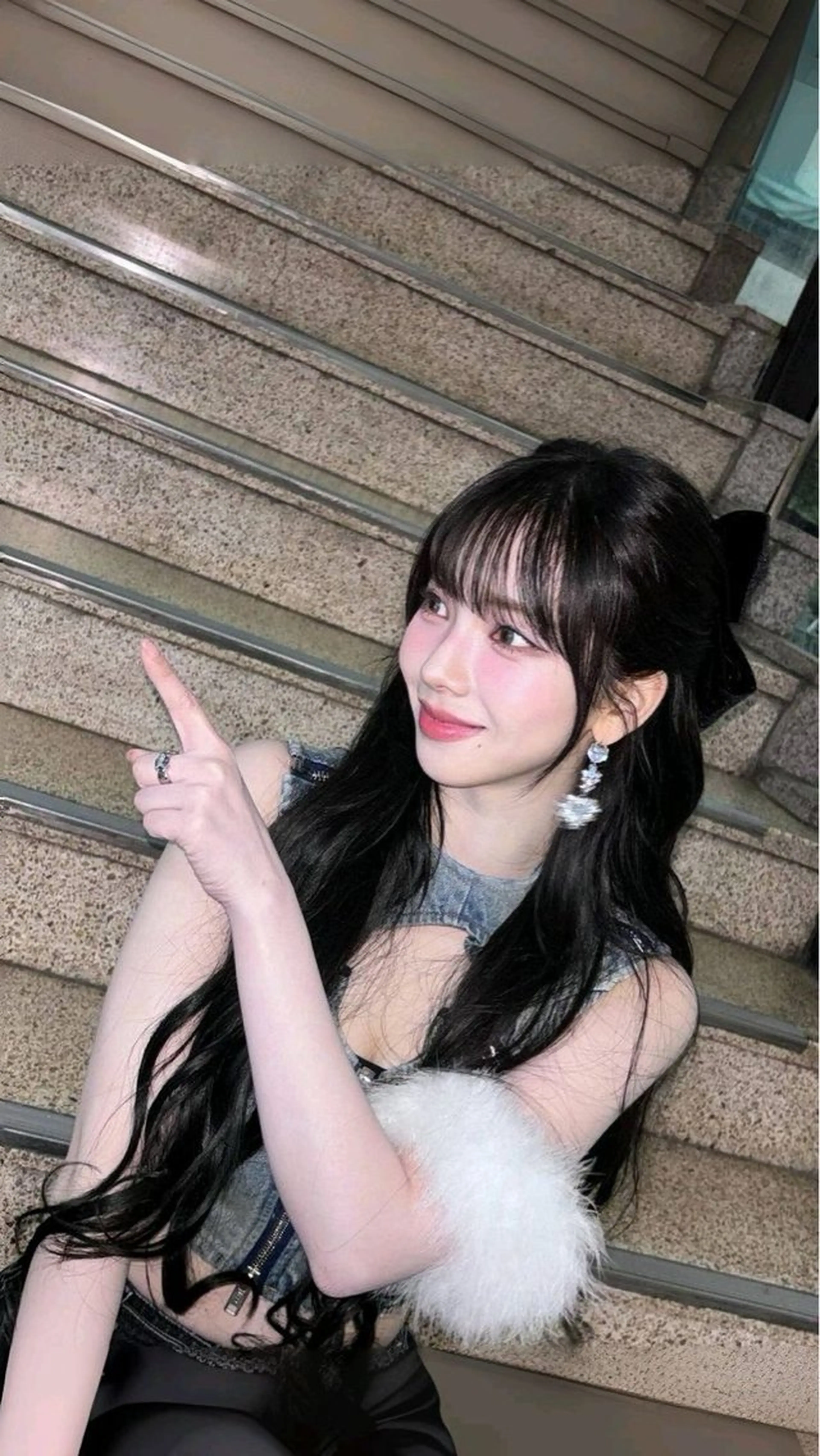 ロング カラー ハイトーン/韓国 レイヤー/るか🎀のヘアスタイル