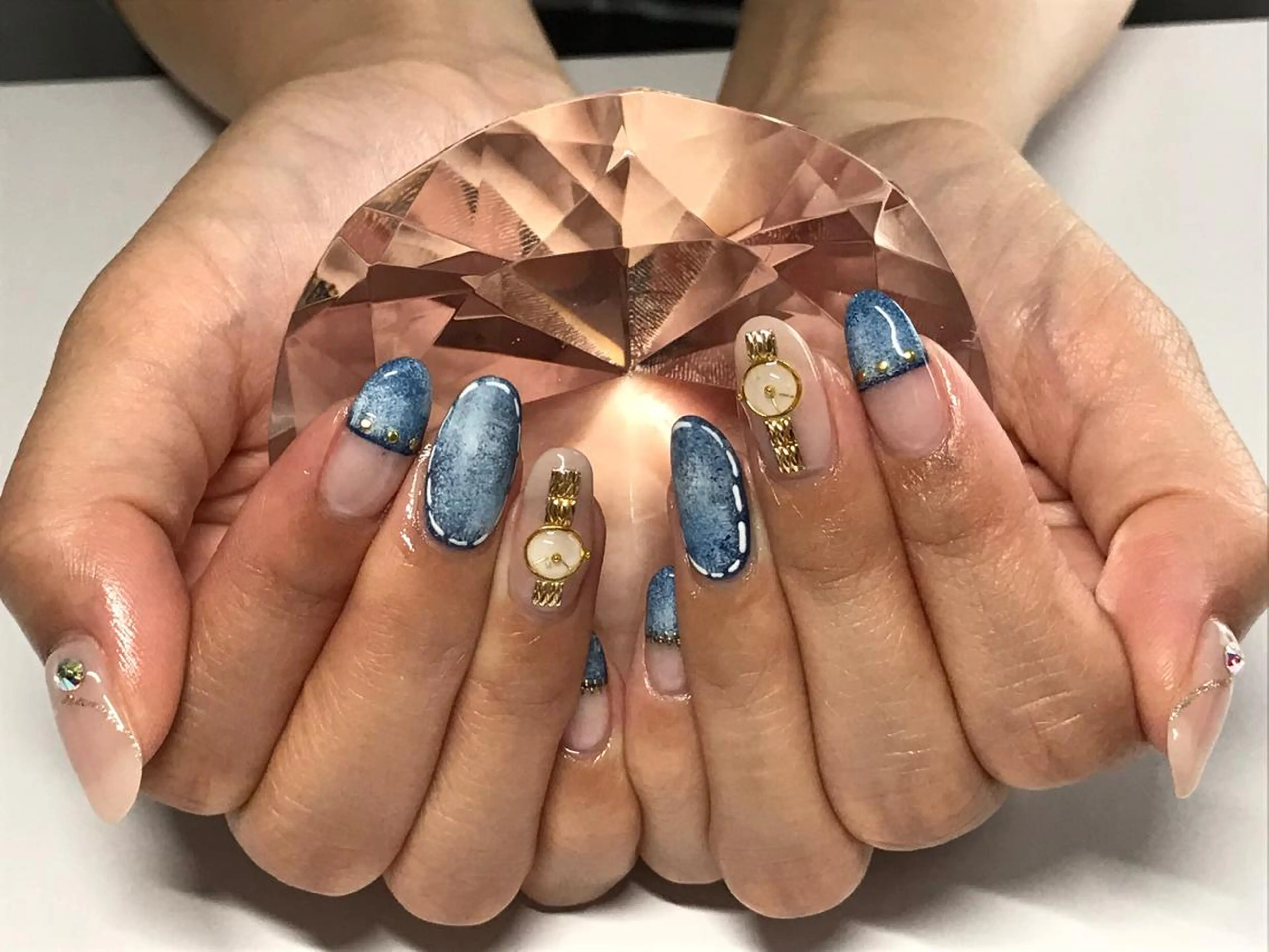ネイル RuxuryNail ／RiAnnaのネイルデザイン