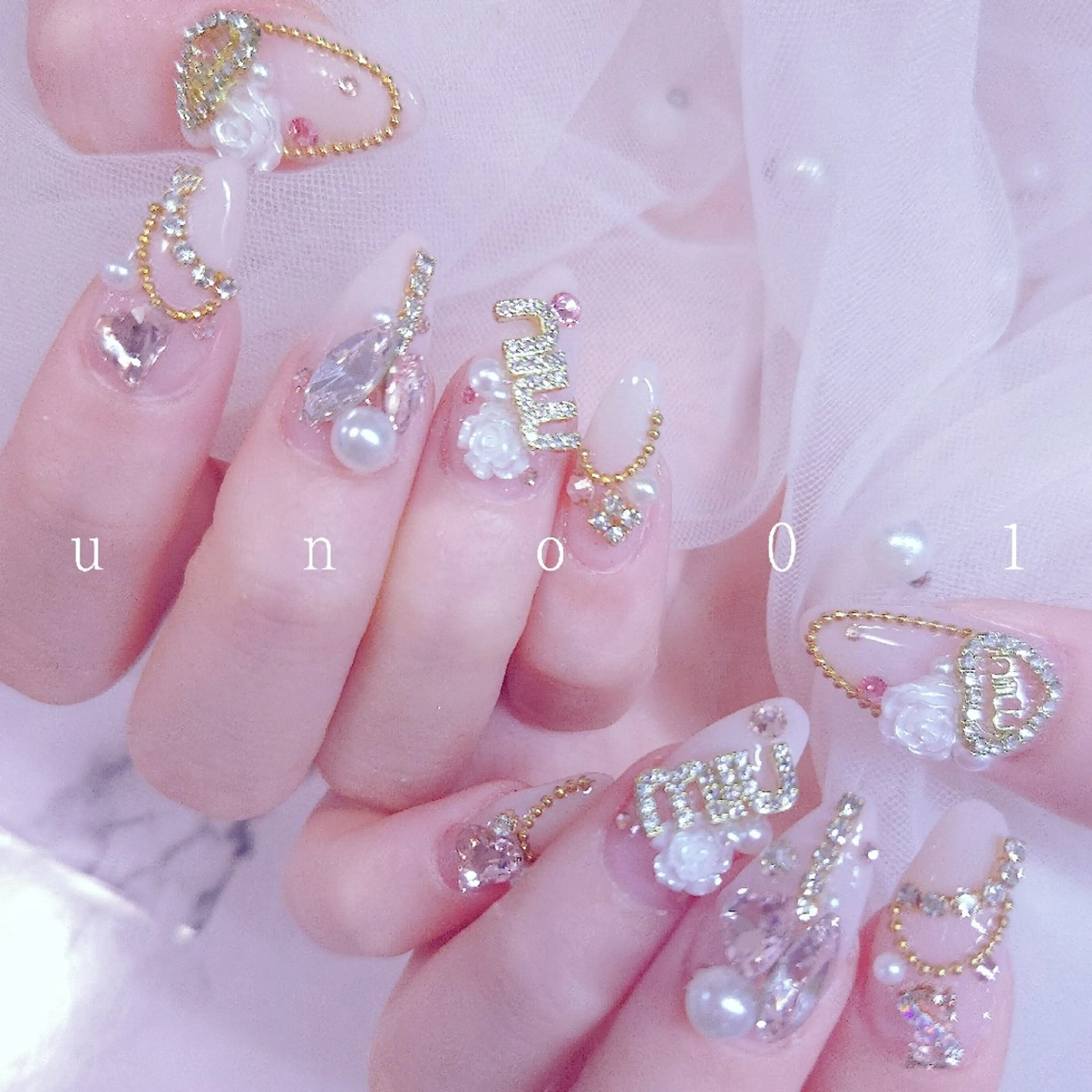 ネイル 梅田🦄中崎町🩵 u n o 0 1のネイルデザイン