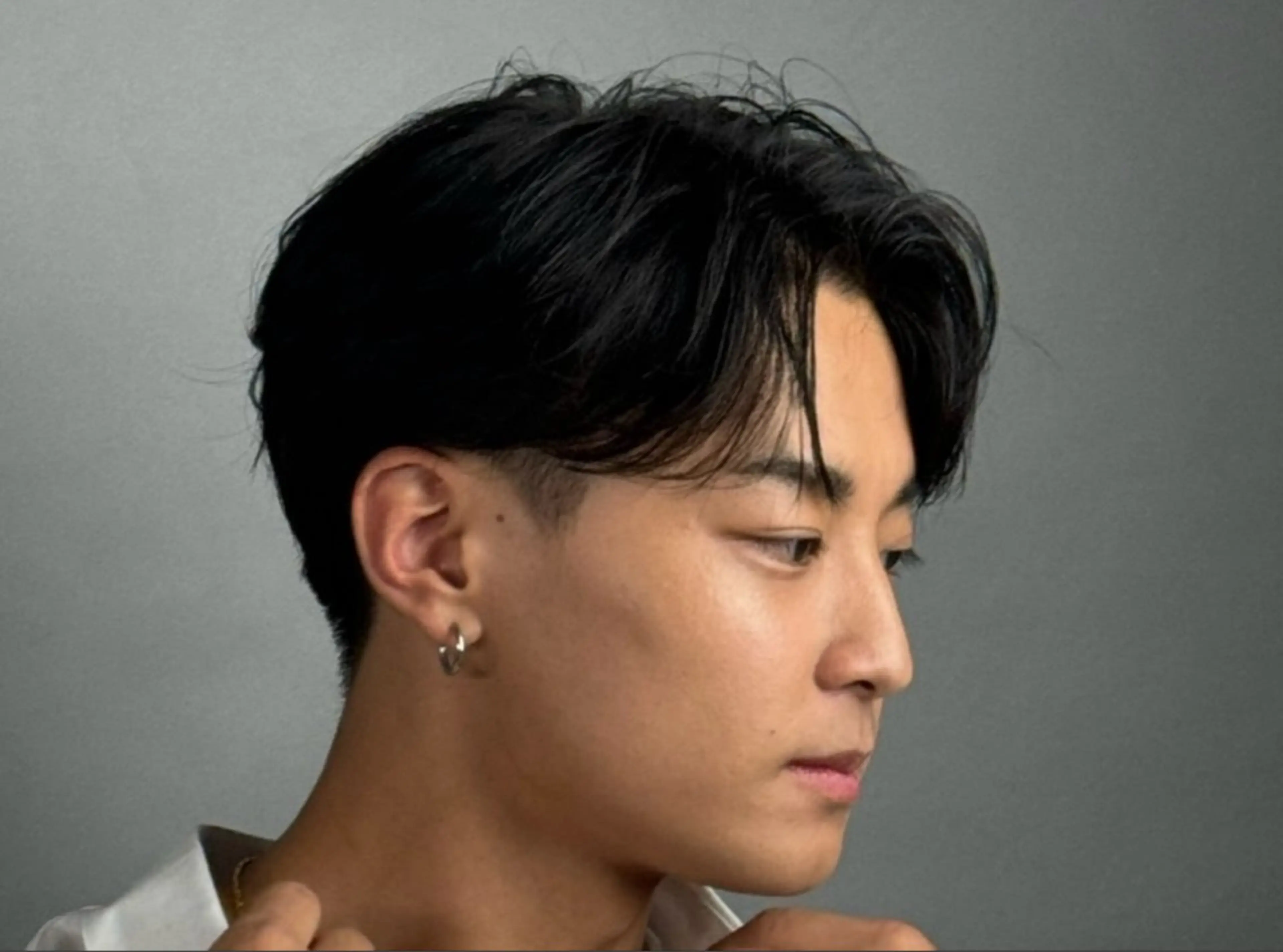 メンズ センターパート カット KAMINAO HIRYUのヘアスタイル