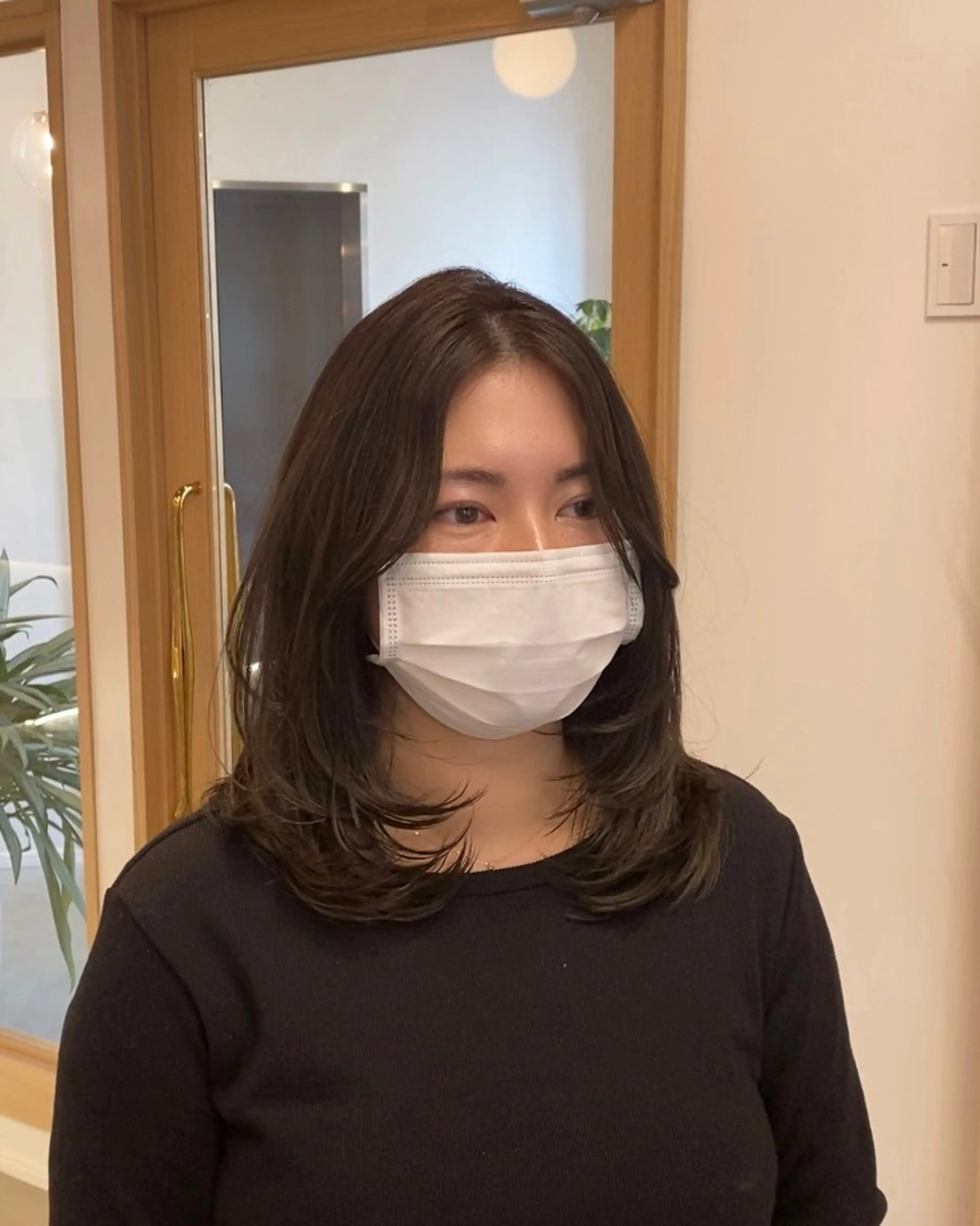 セミロング レイヤーカット カット ヘアカラー トリートメント sanae /透明感カラーのヘアスタイル