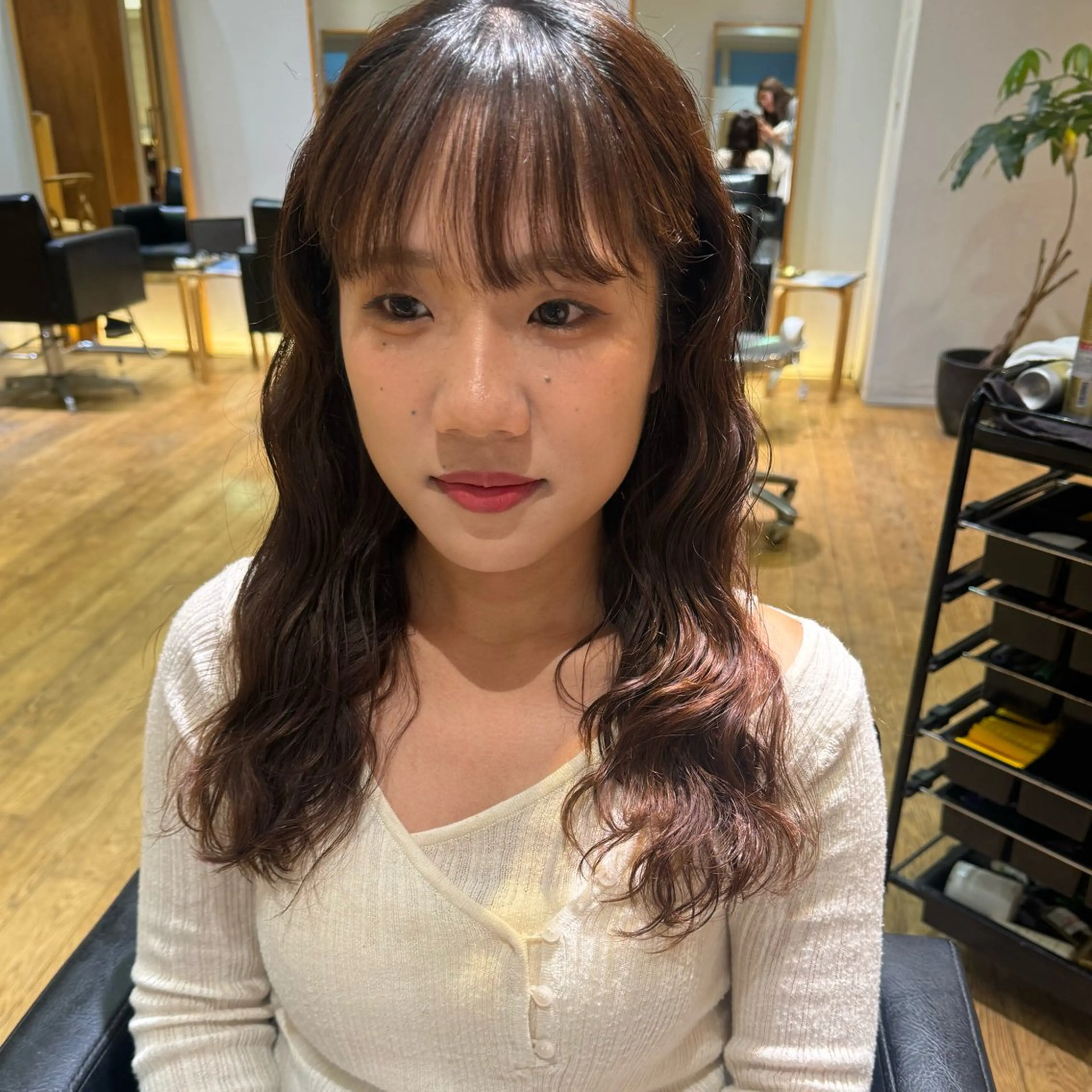 ミディアム パーマ ミディアムパーマ カット パーマ 大橋 芽衣のヘアスタイル