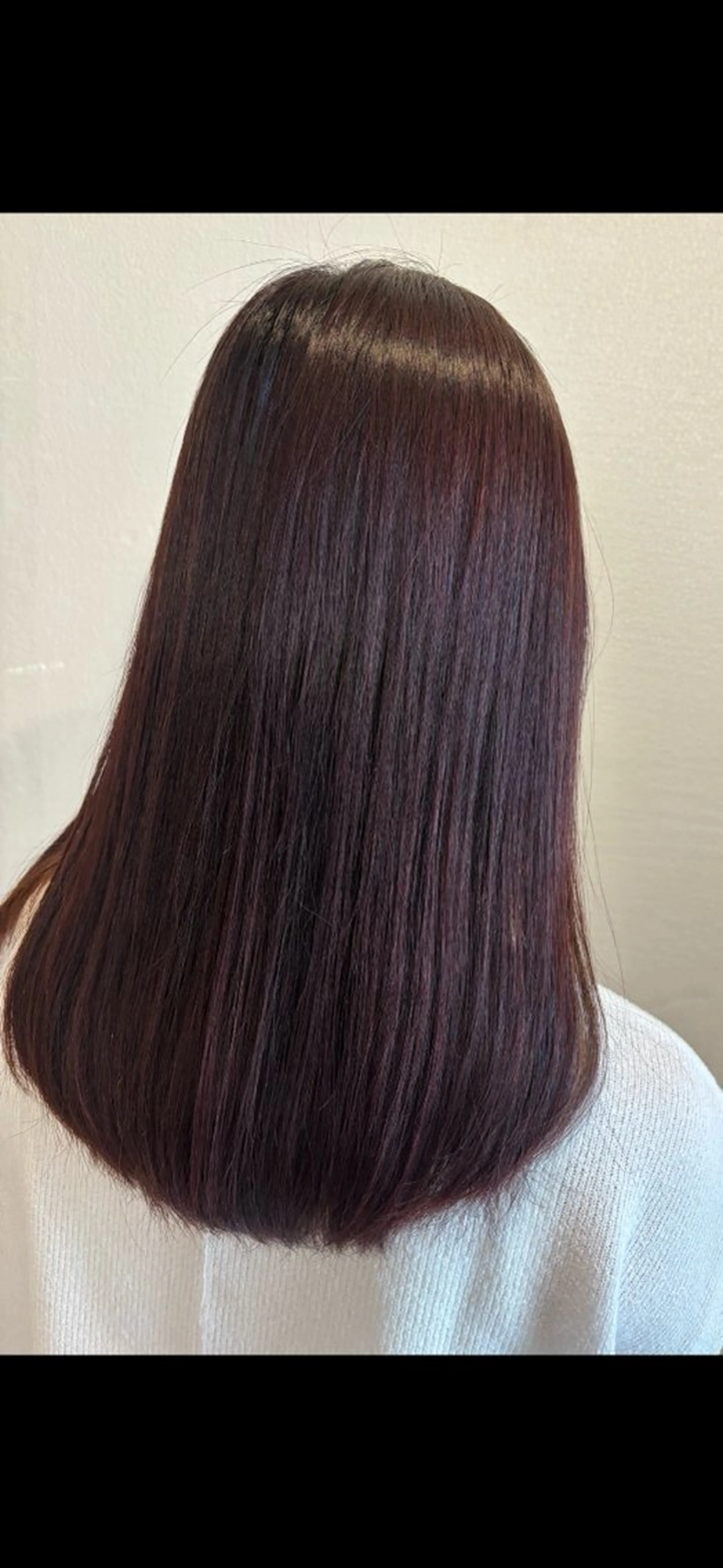 セミロング 佐竹 ゆりのヘアスタイル