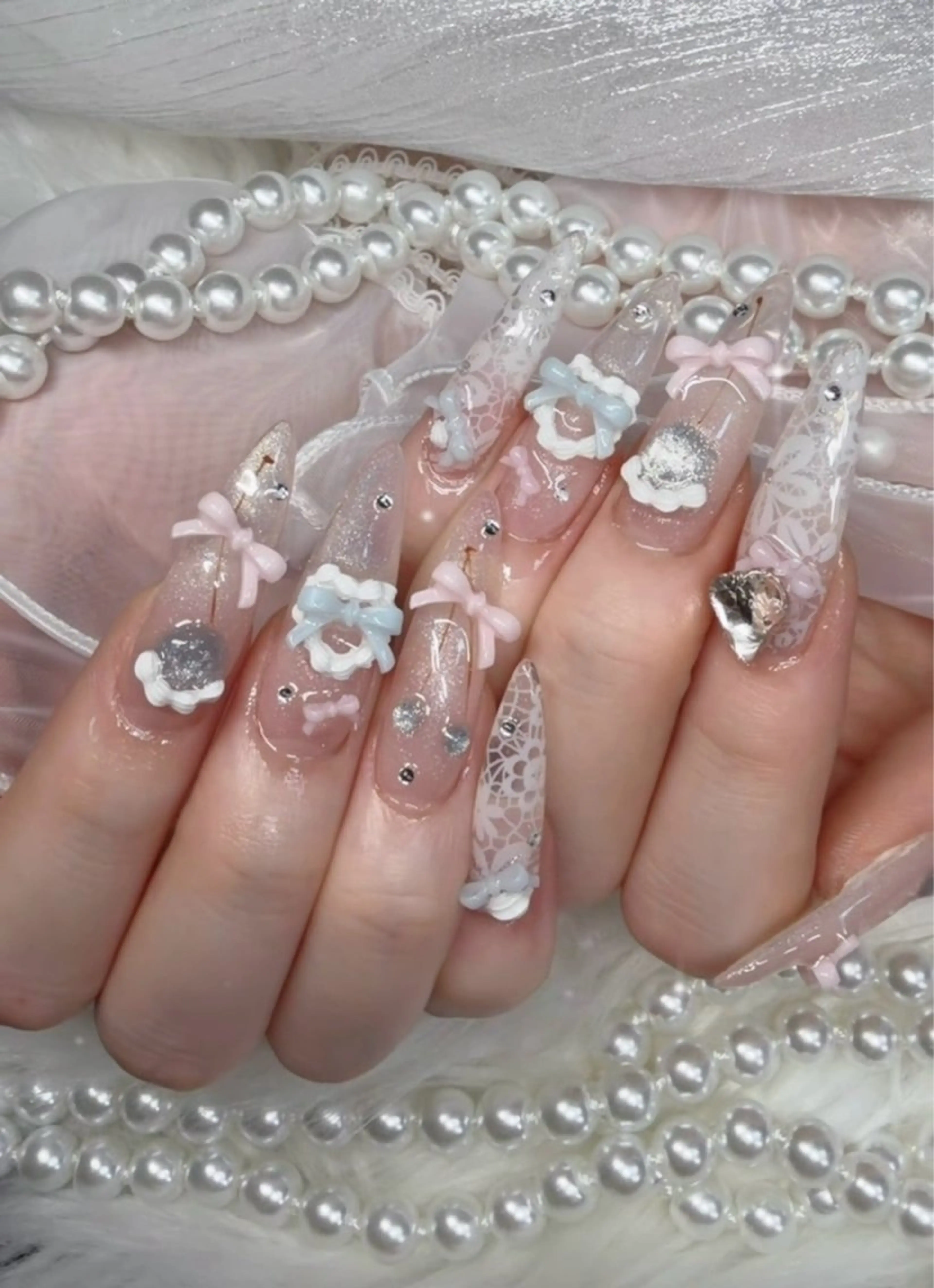 ネイル アートネイル オーロラネイル チークネイル 長さ出し フットネイル ハンドネイル Chan nailsのネイルデザイン