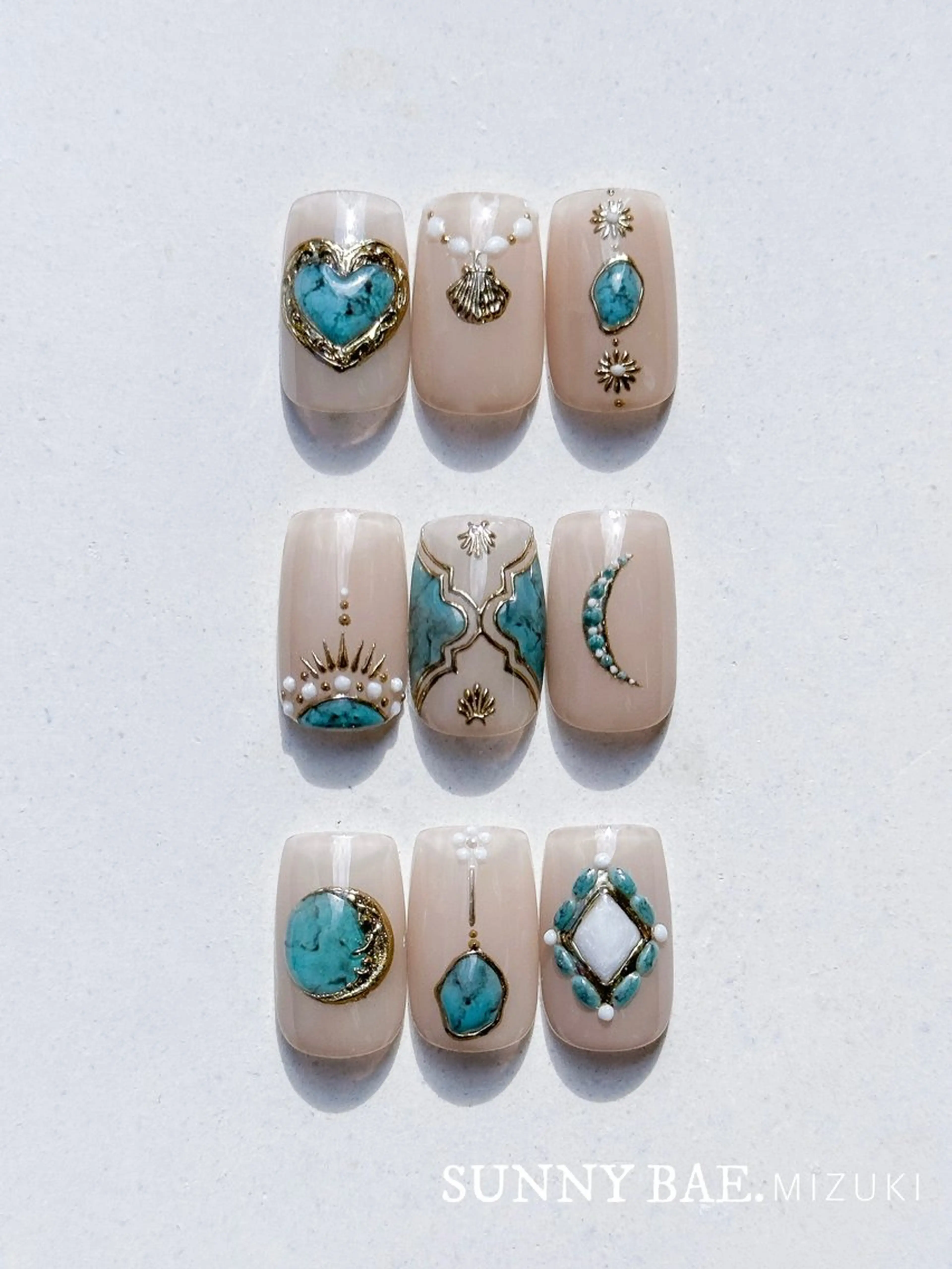 ネイル 🕊 MIZUKIのネイルデザイン