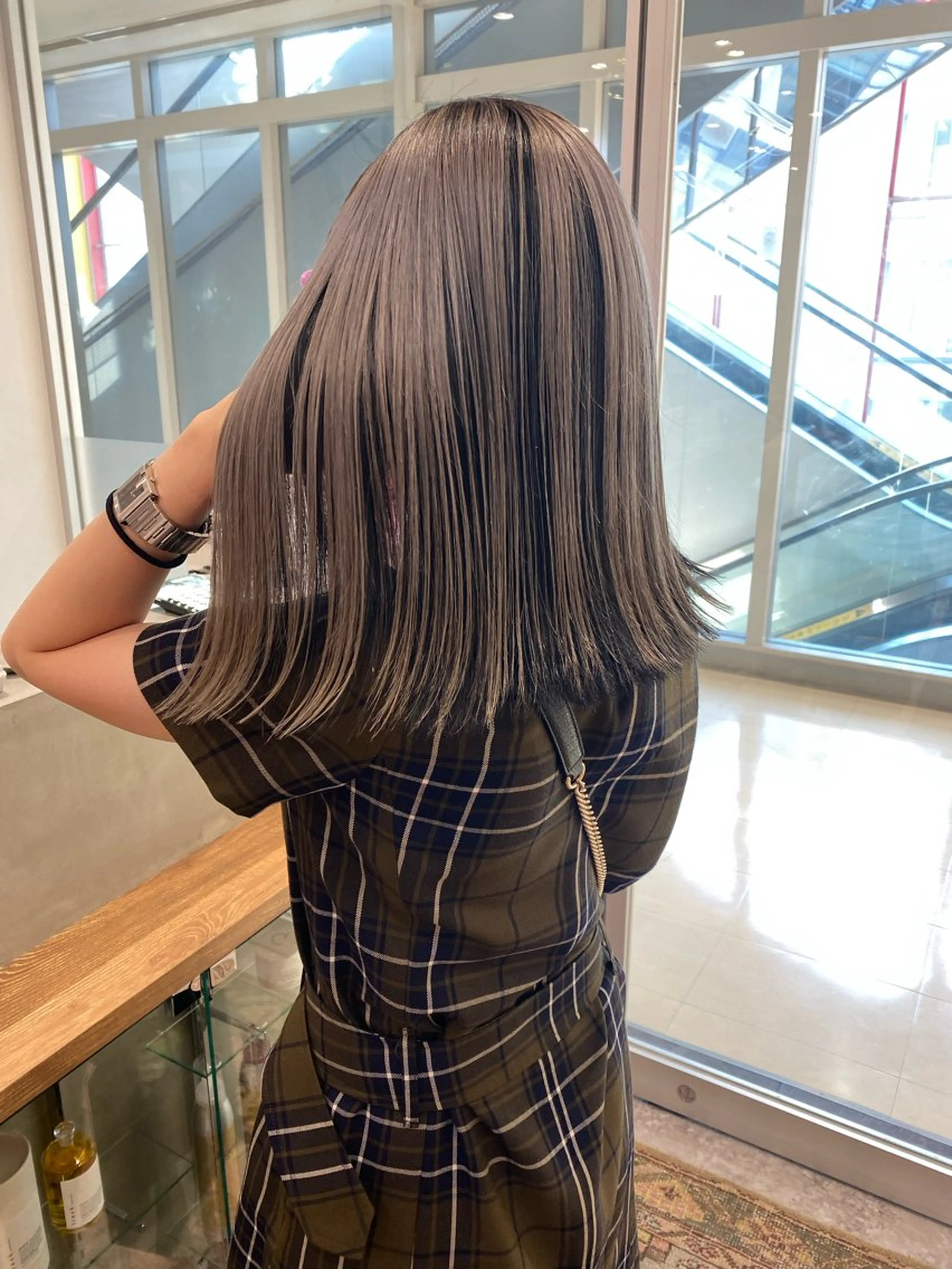 セミロング ヘアカラー トリートメント 透明感イルミナカラー /寒色/MOMOKAのヘアスタイル