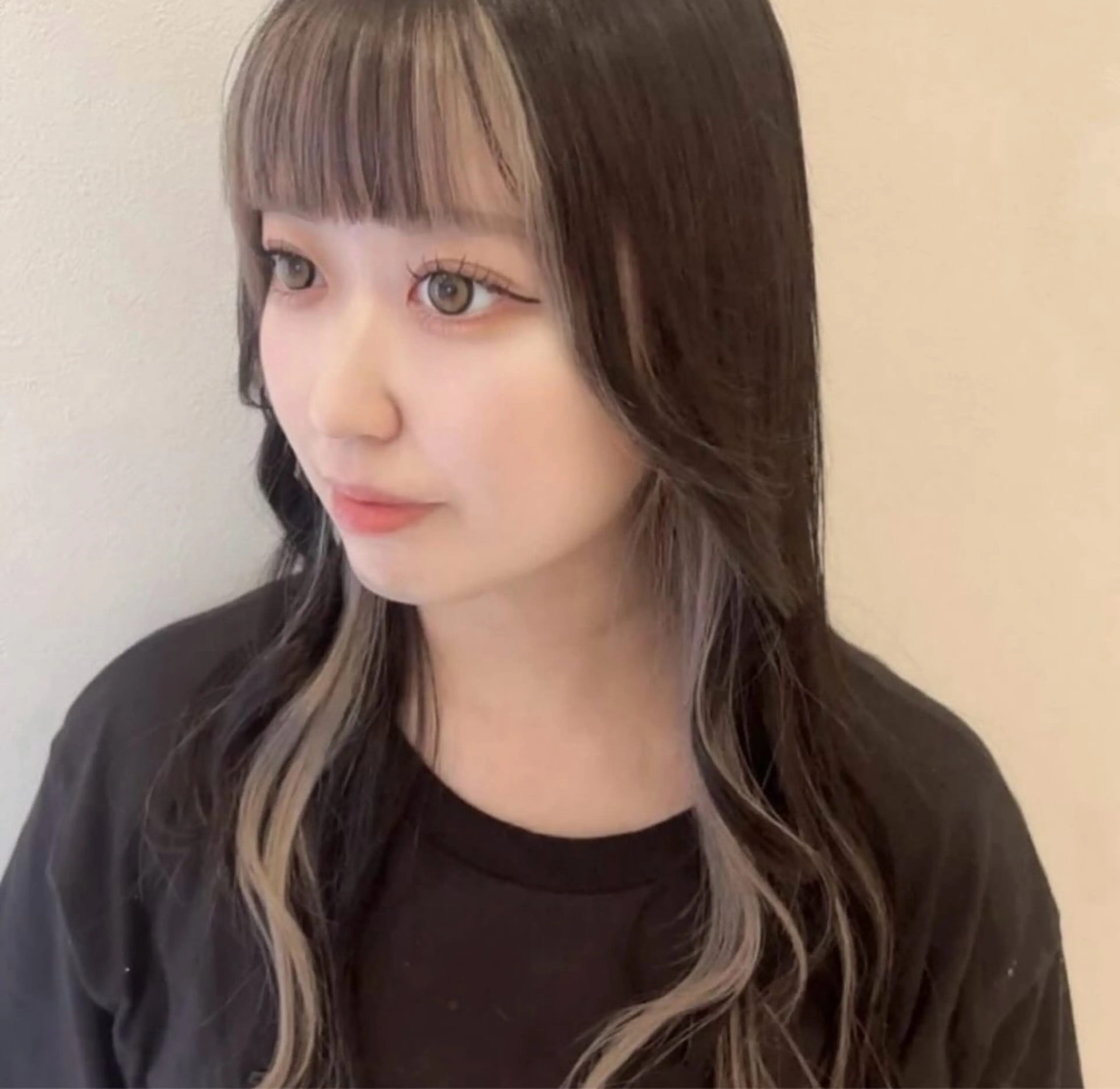 ロング カラー ヘアカラー 小玉 みりあのヘアスタイル