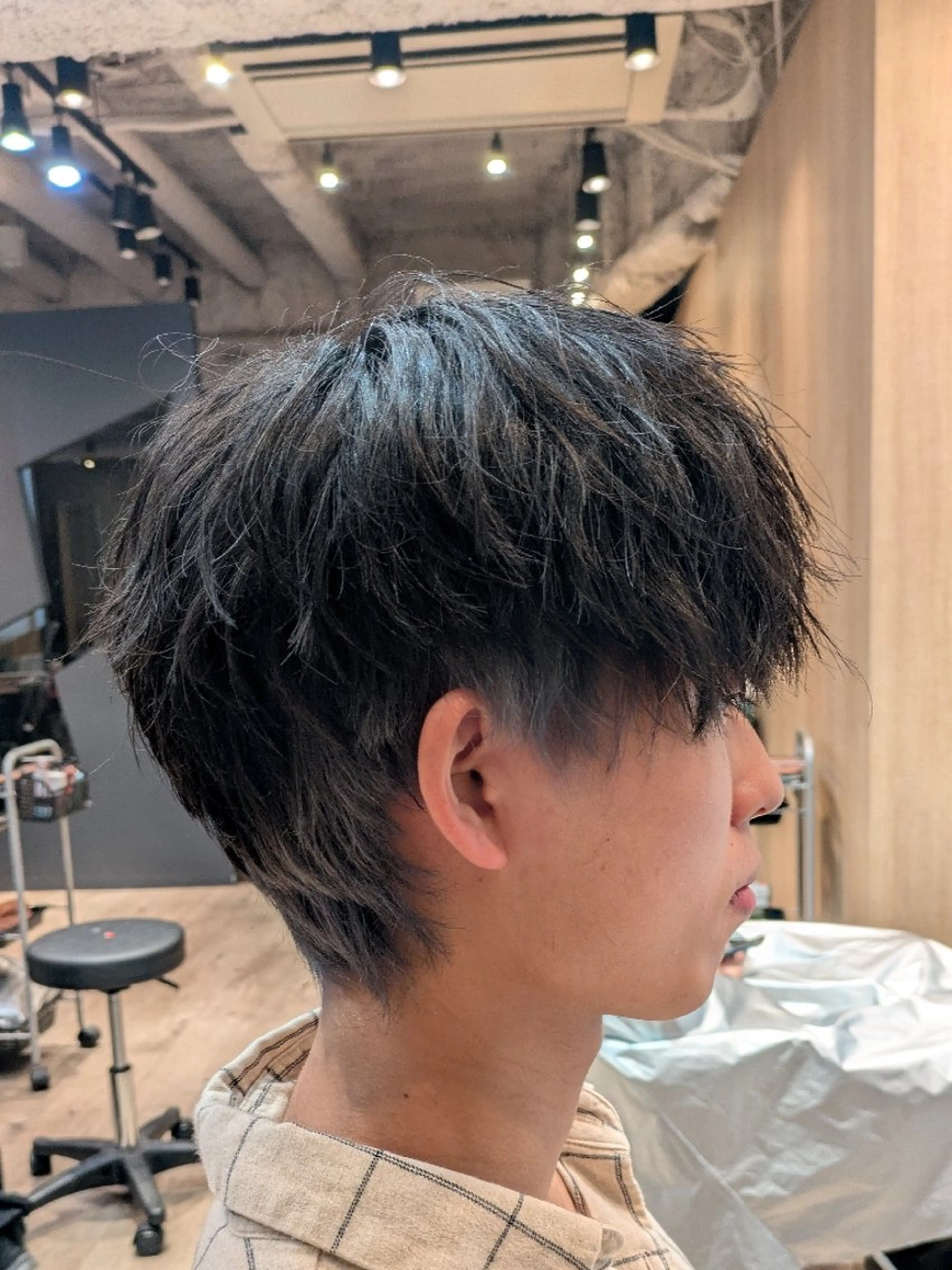 メンズ カラー メンズインナーカラー メンズウルフカット グラデーションカラー インナーカラー ウルフカット こだっく /メンズカットのヘアスタイル