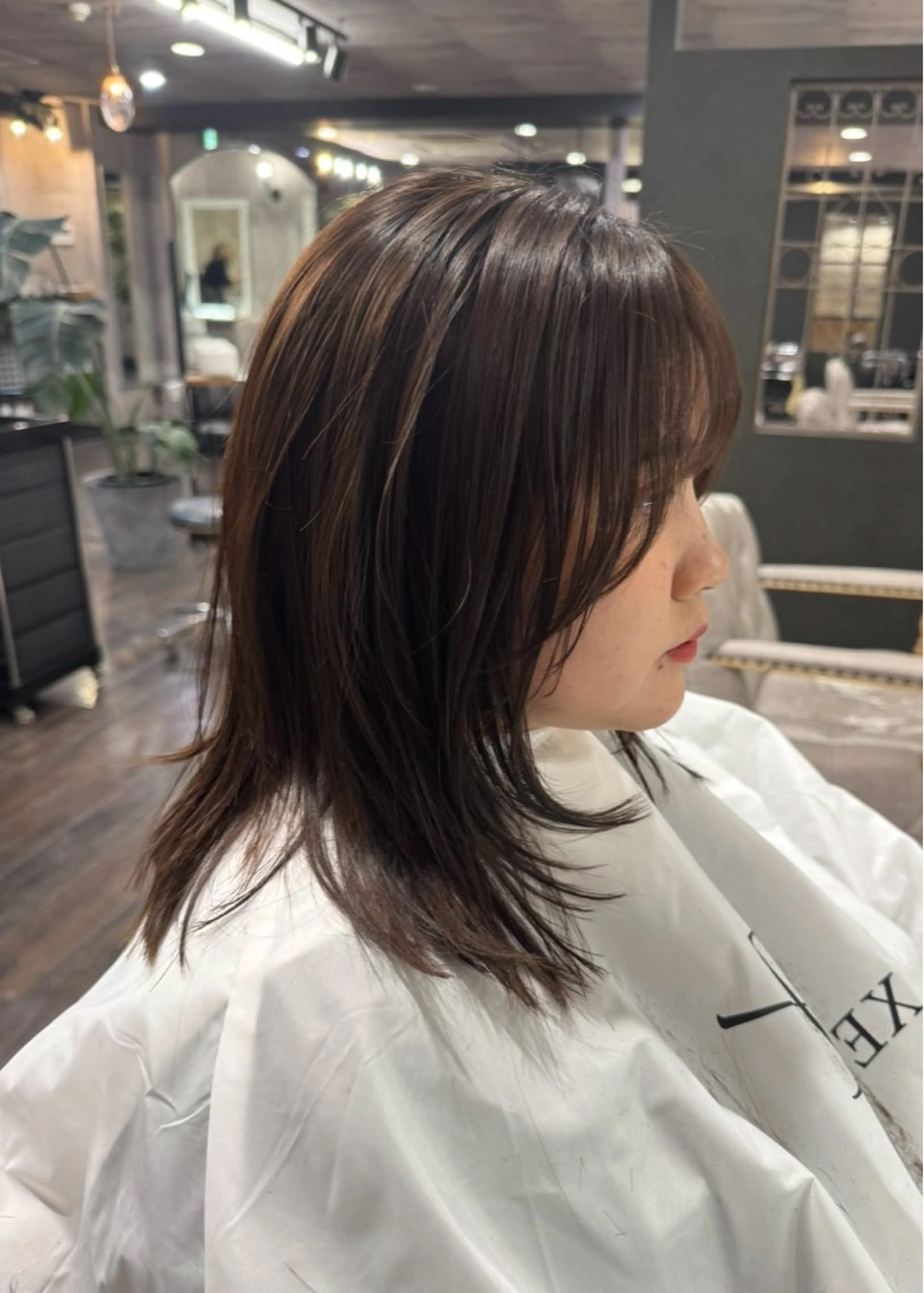 ミディアム レイヤーカット特化 💜SARIのヘアスタイル