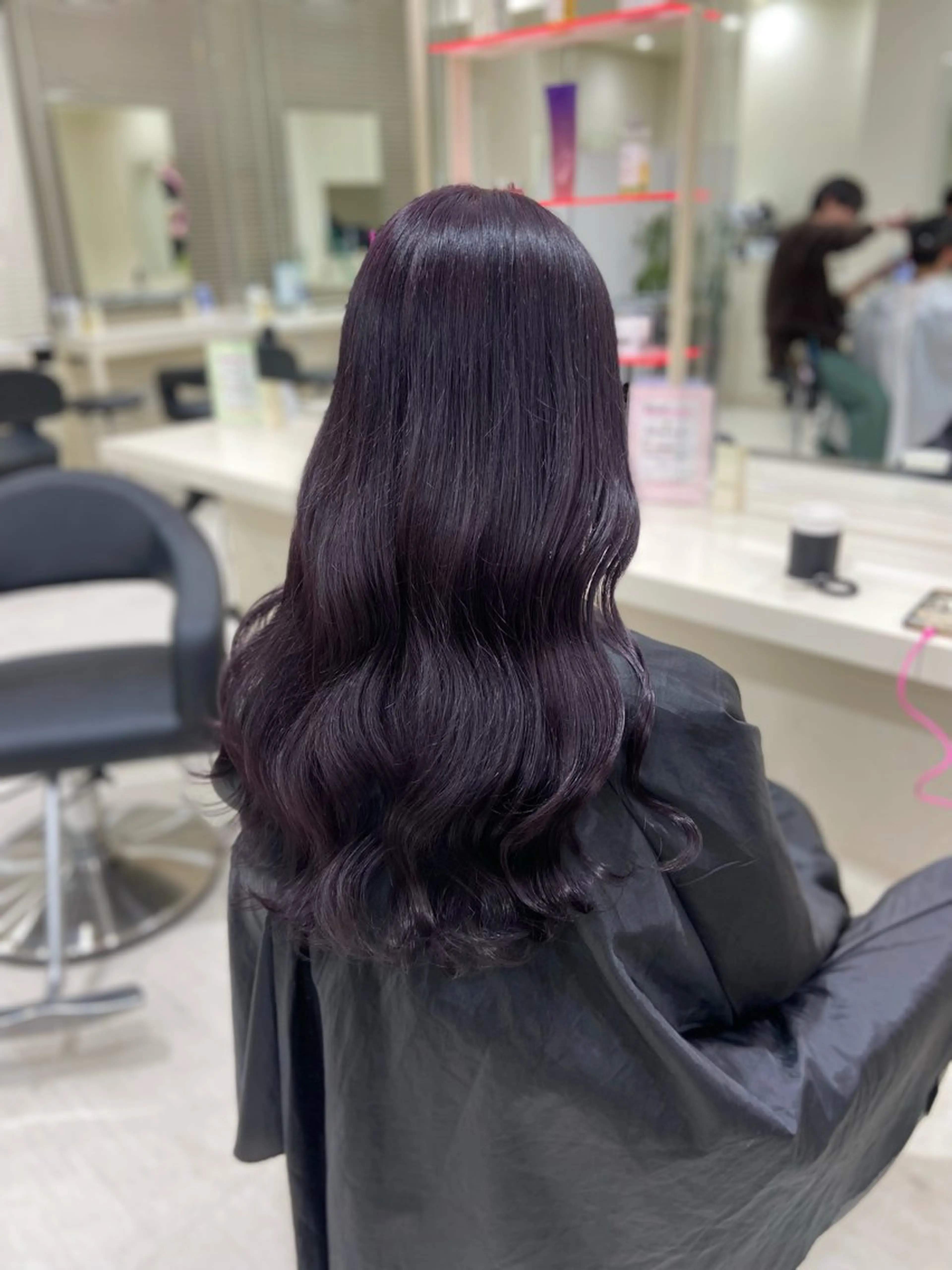 ロング カラー モテ髪ハイトーン🫧 serina🎀池袋のヘアスタイル