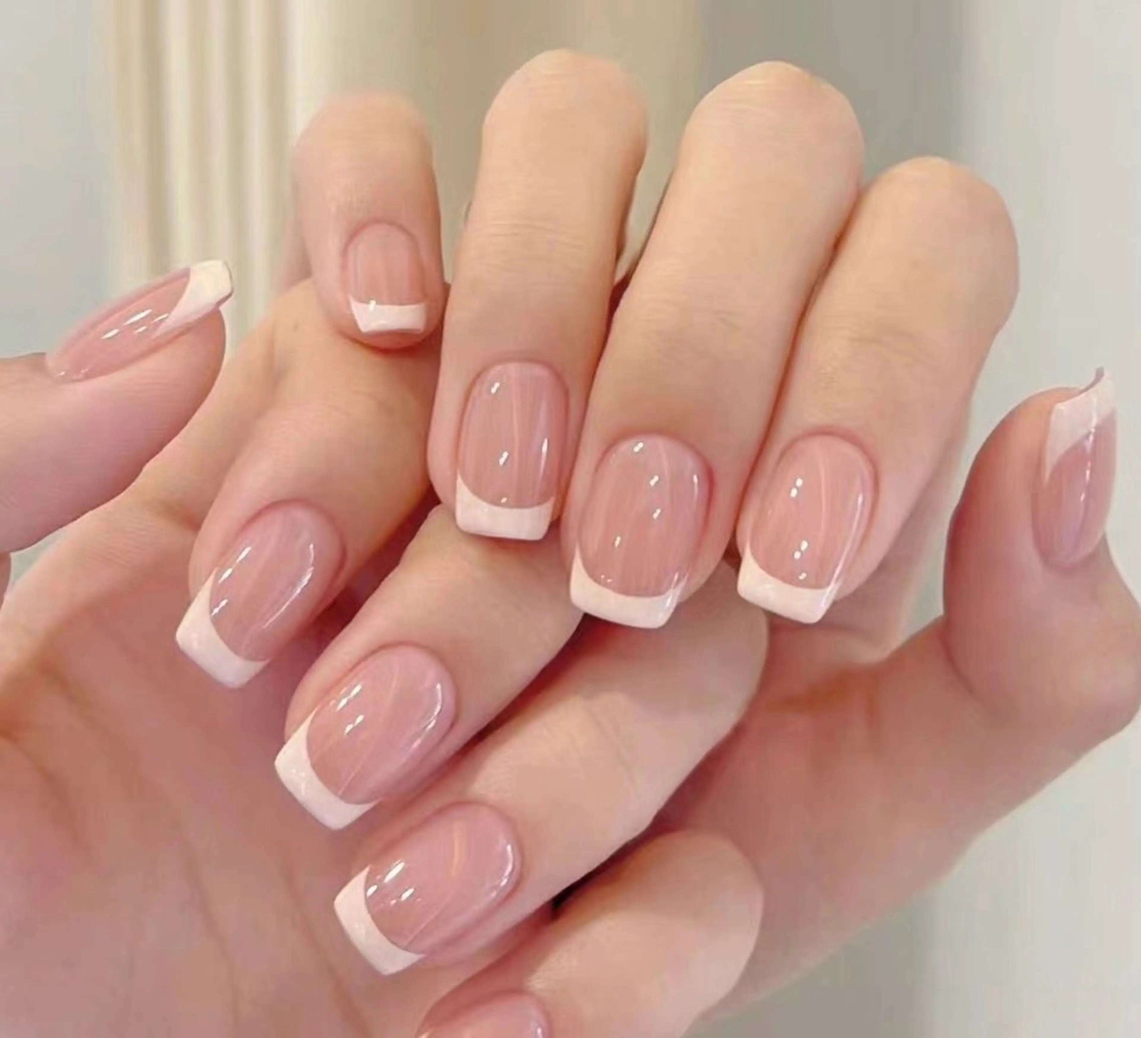 💅🏻フレンチネイル✨ベース色込み🩷丁寧ケア込み🎊の写真
