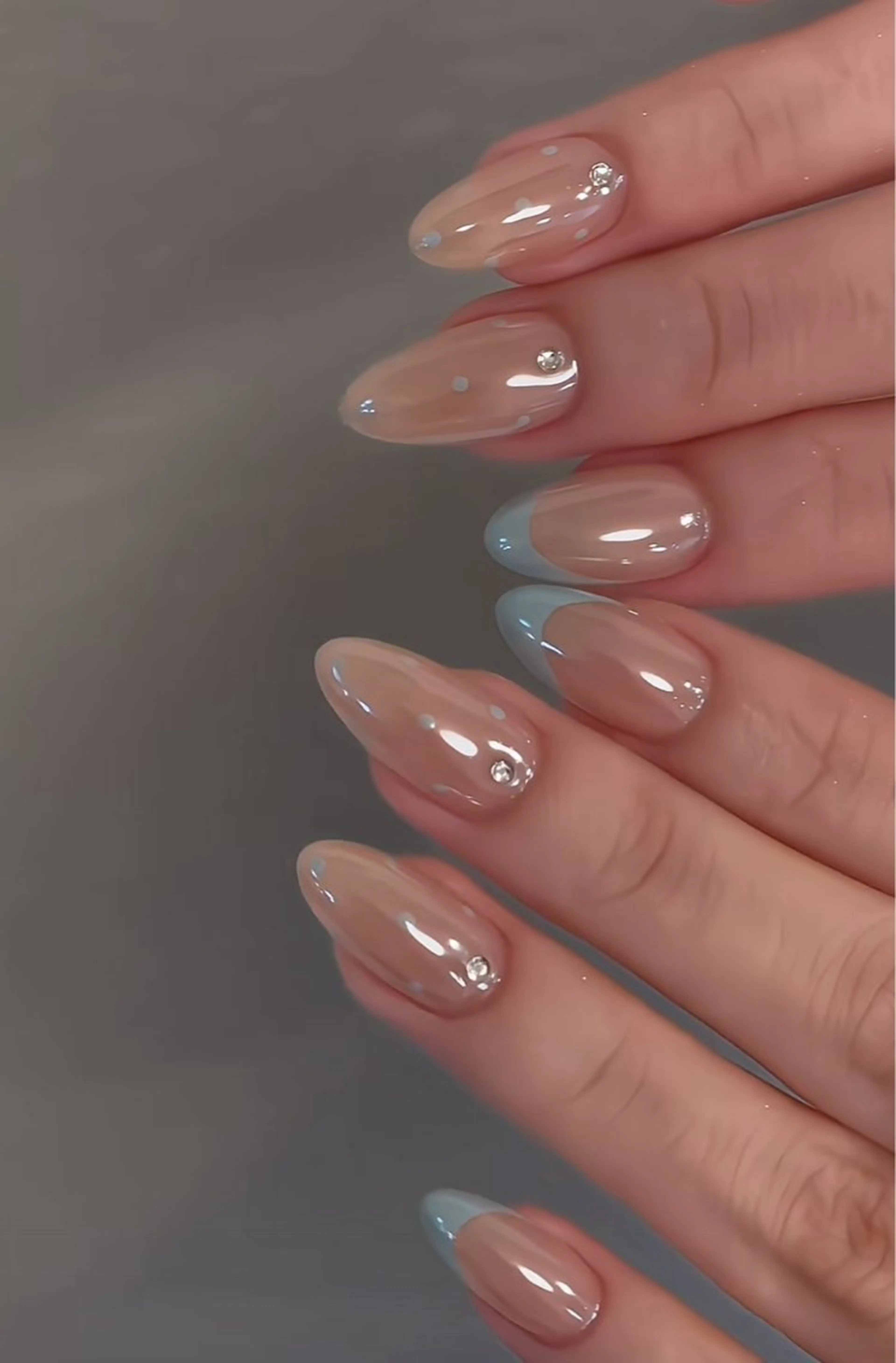 ネイル フレンチネイル ジェルネイル マグネットネイル 持ち込み ニュアンスネイル ハンドネイル Na minのネイルデザイン