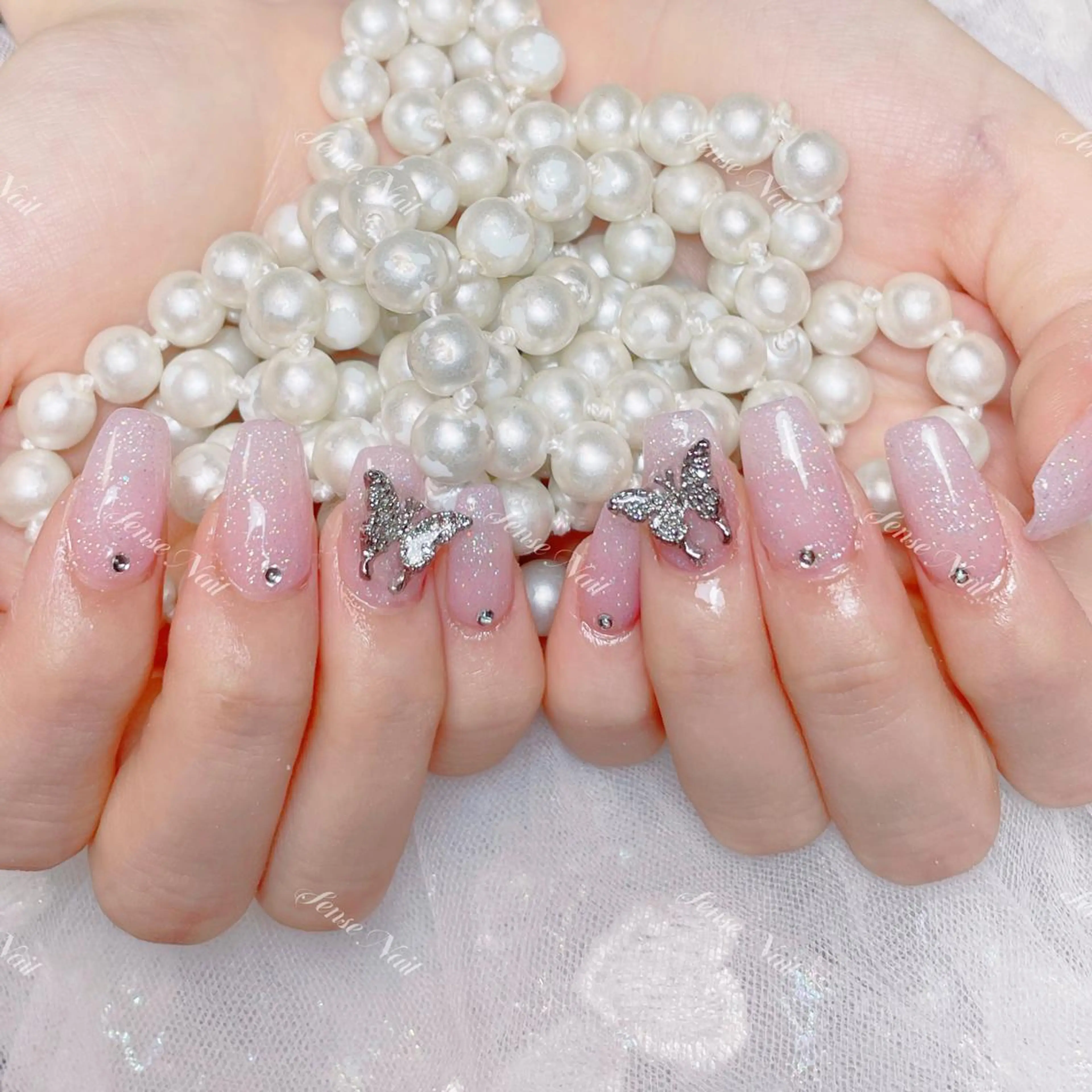 ネイル ストーンネイル ハンドネイル ハンドケア Feinn Ink💕のネイルデザイン