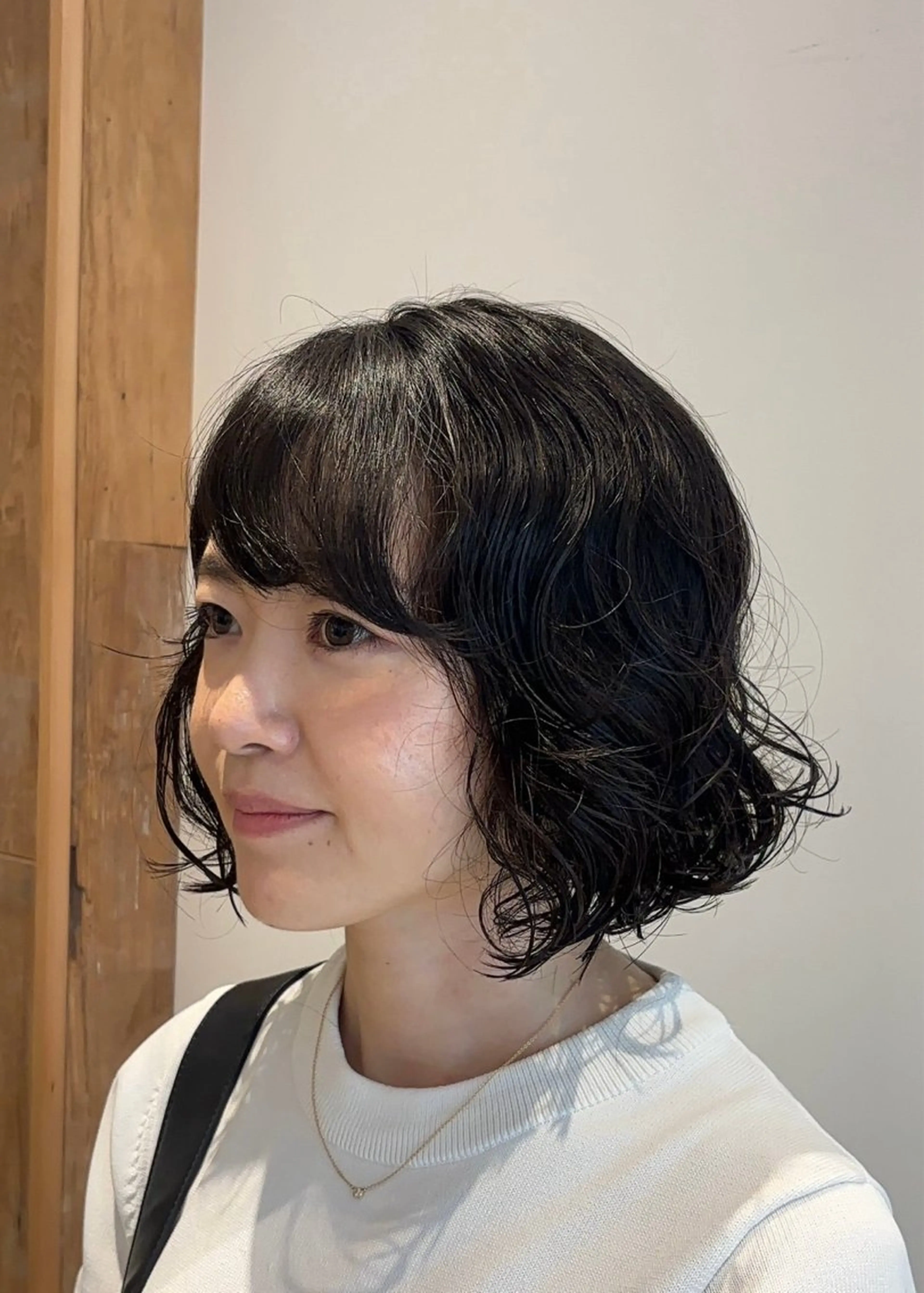 ショート パーマ 外ハネヘア カット パーマ 山口 陸のヘアスタイル
