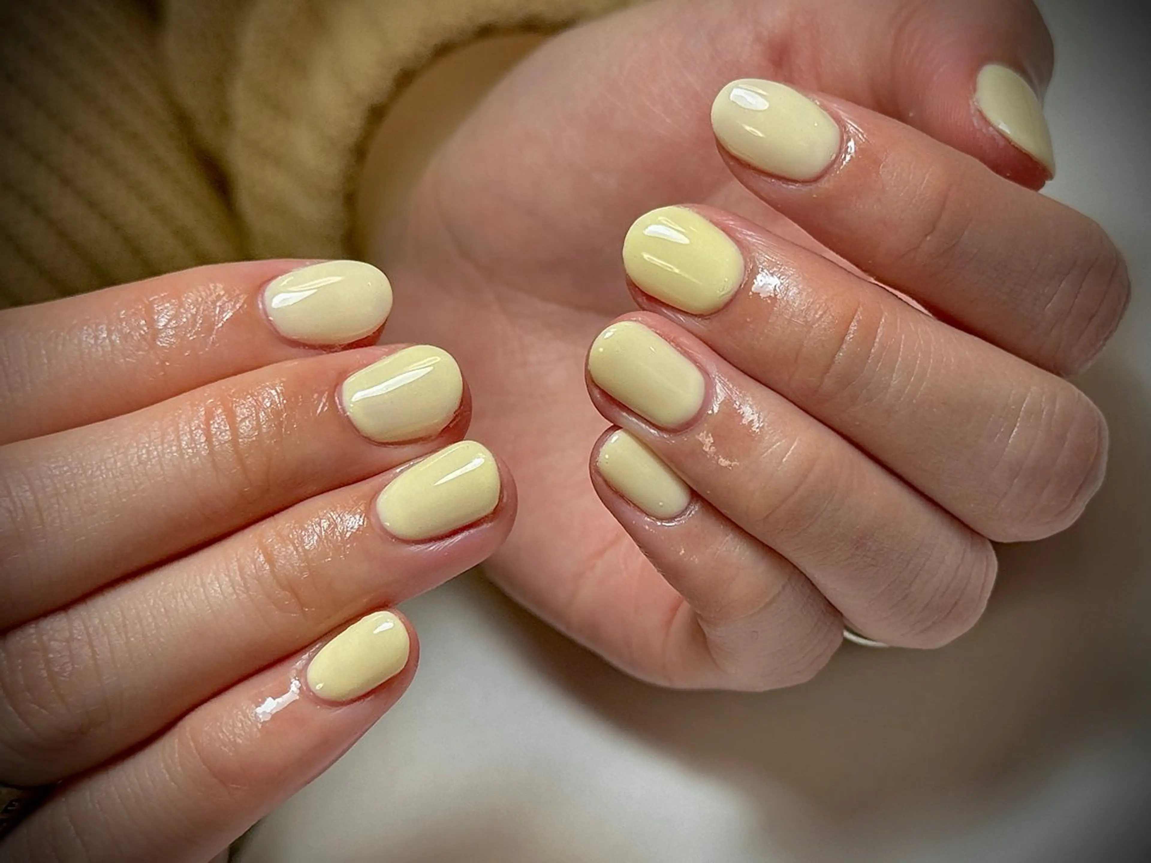 ネイル フットネイル ジェルネイル マグネットネイル 持ち込み ニュアンスネイル ミリ ネイルサロンのネイルデザイン