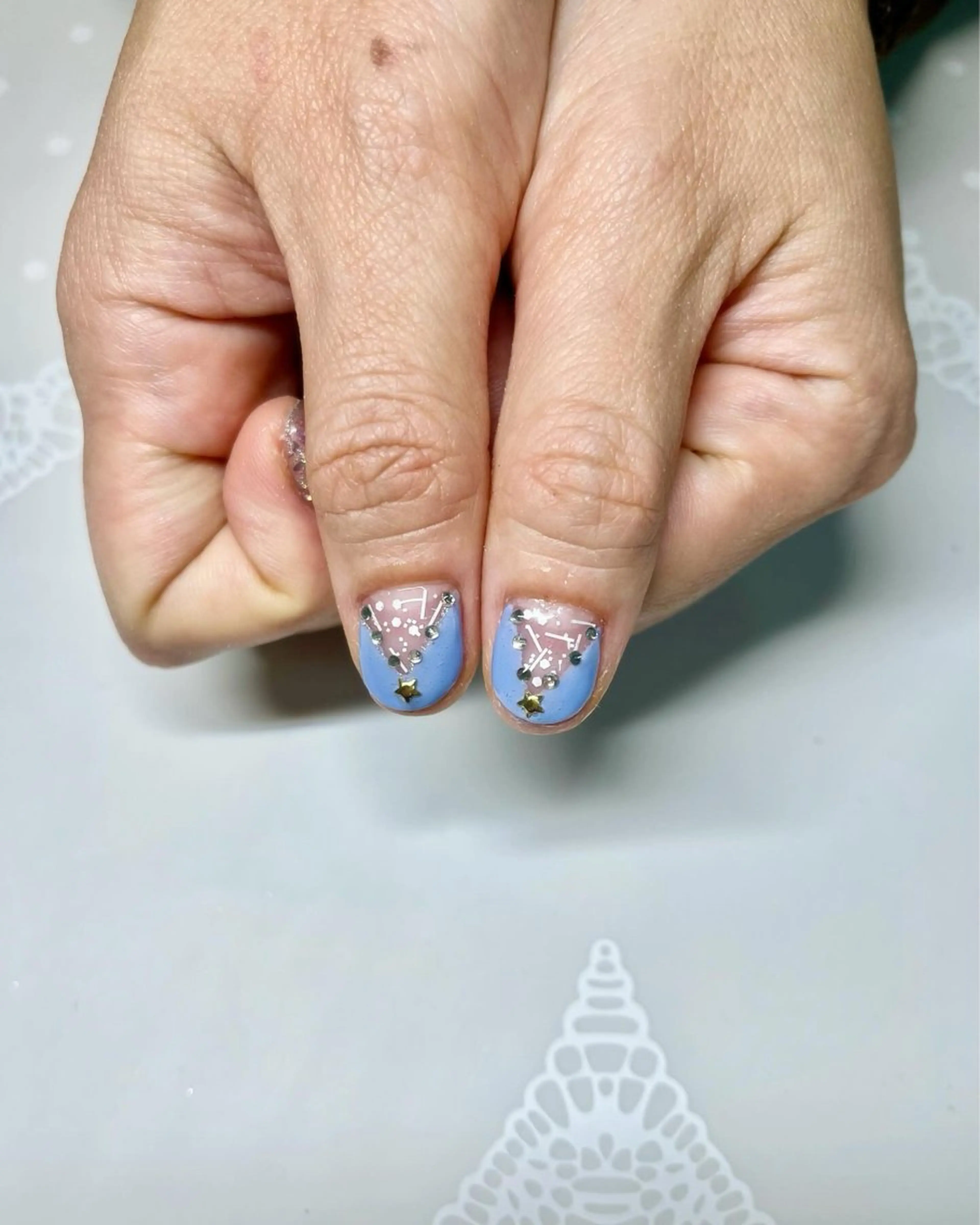 ネイル 新宿ネイルサロン ジェミディローサのネイルデザイン