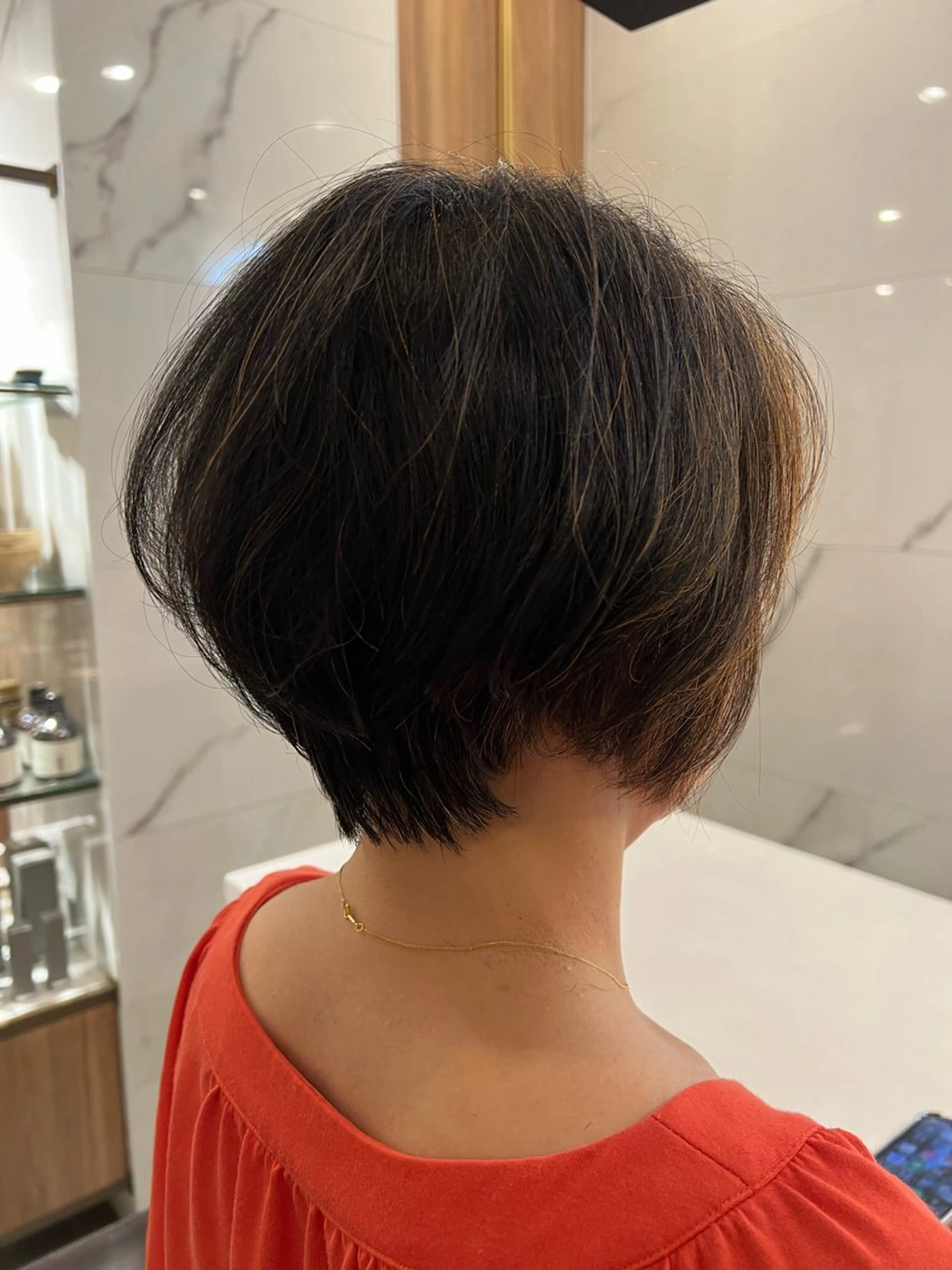 ショート 村中 逸紀のヘアスタイル