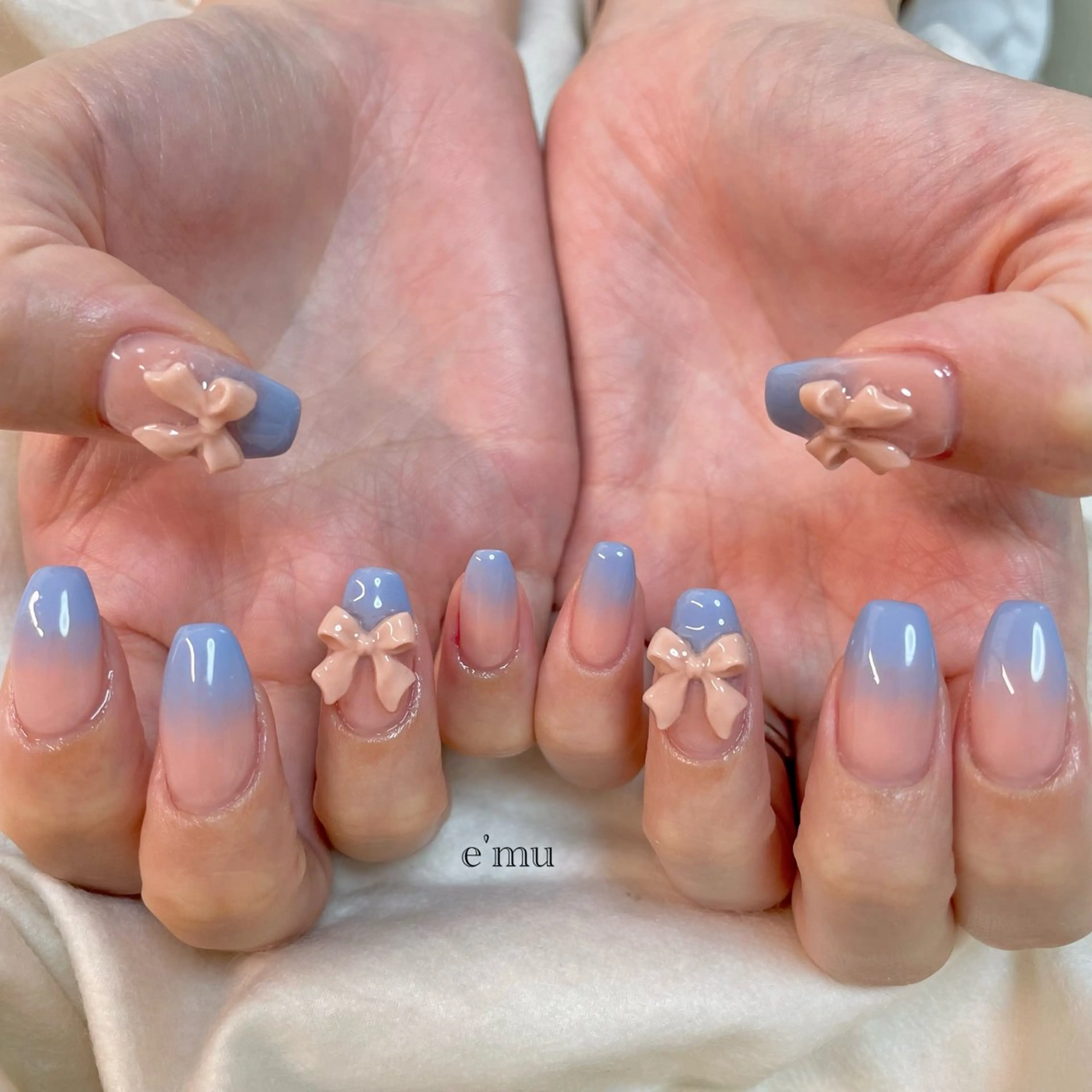 ネイル リボン ハンドネイル nail salon e'mu💐のネイルデザイン