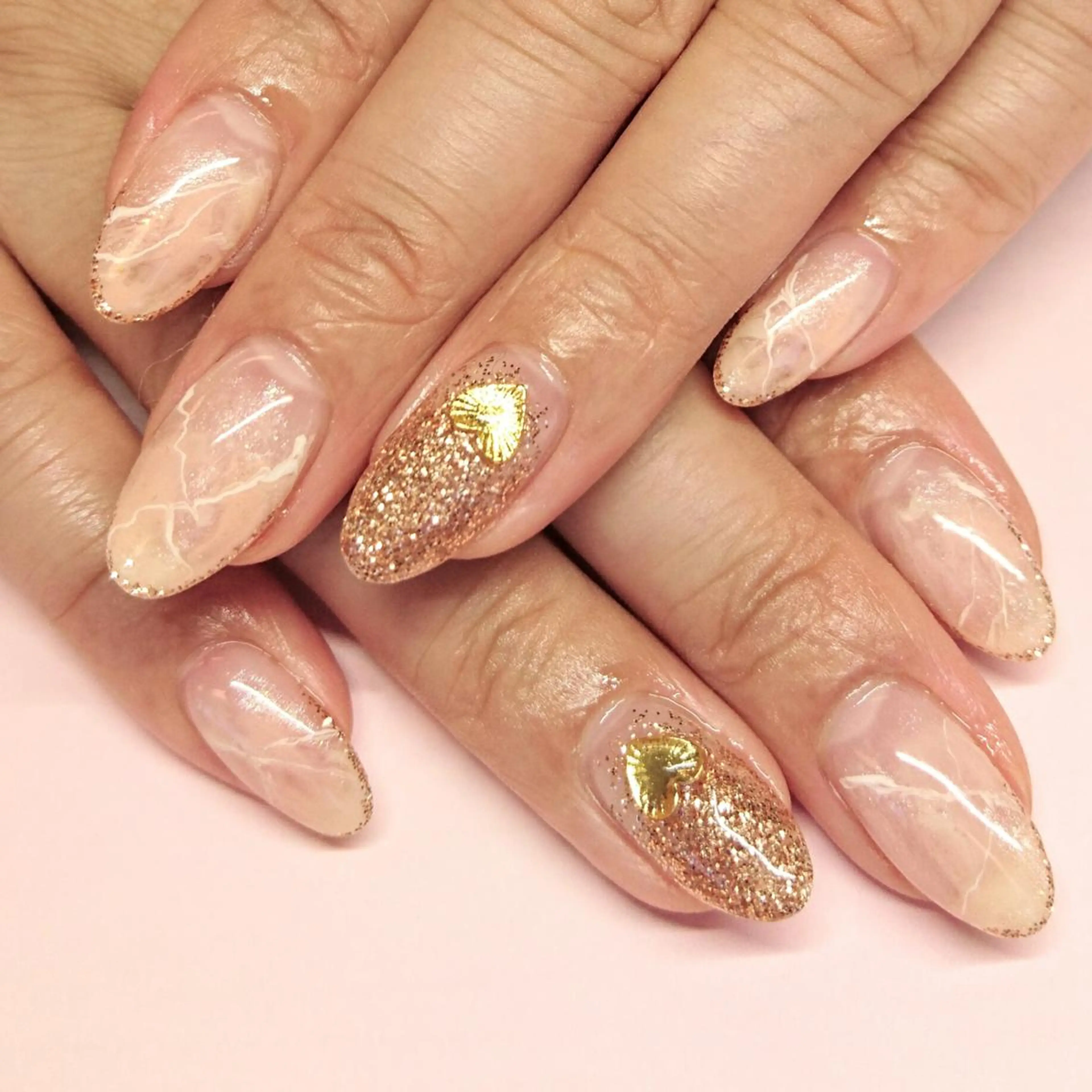 ネイル ハート 大理石ネイル(マーブル) 三上 恵美のマツエク・マツパデザイン