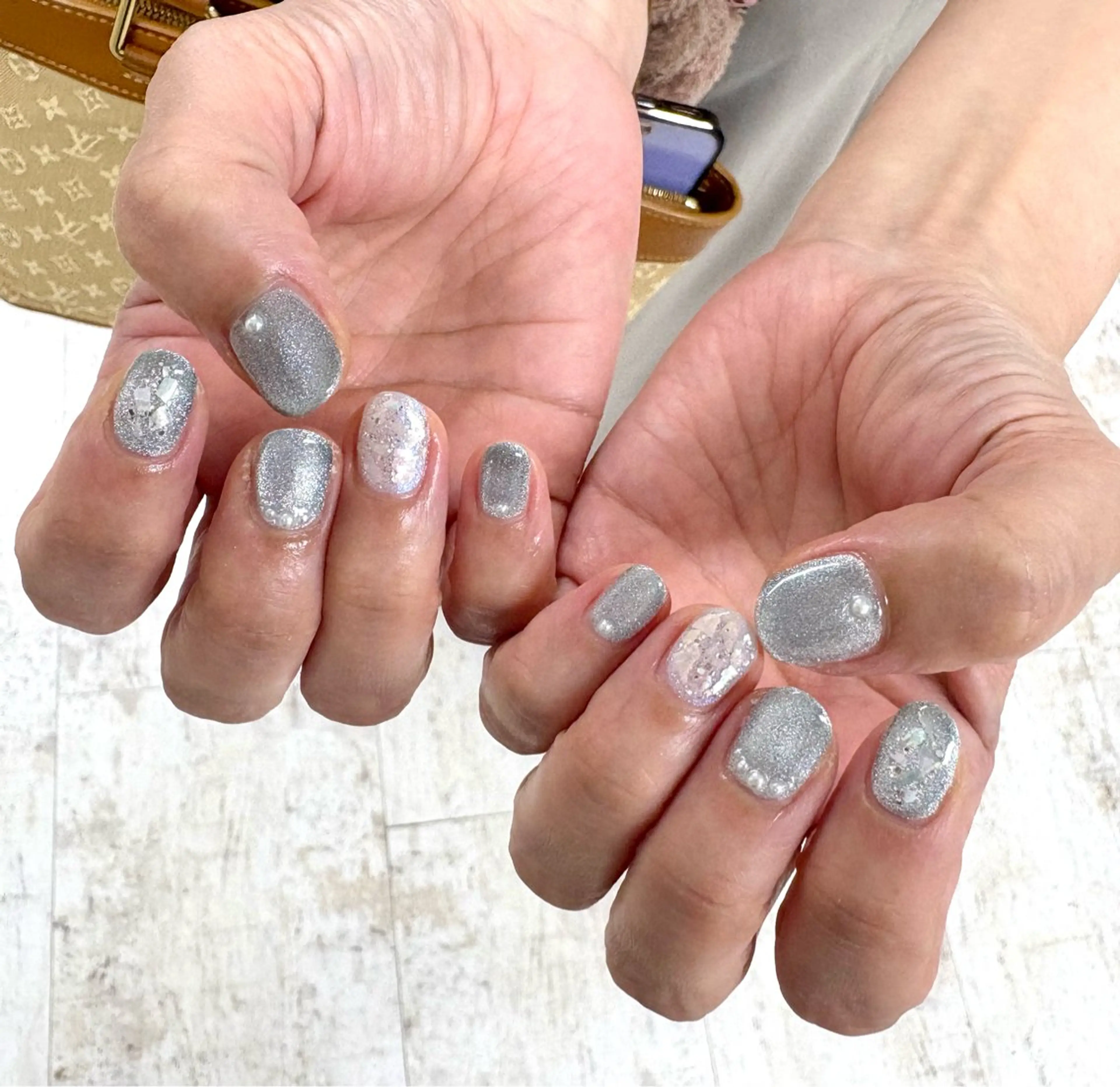 ネイル 持ち込み 吉田 里菜のネイルデザイン