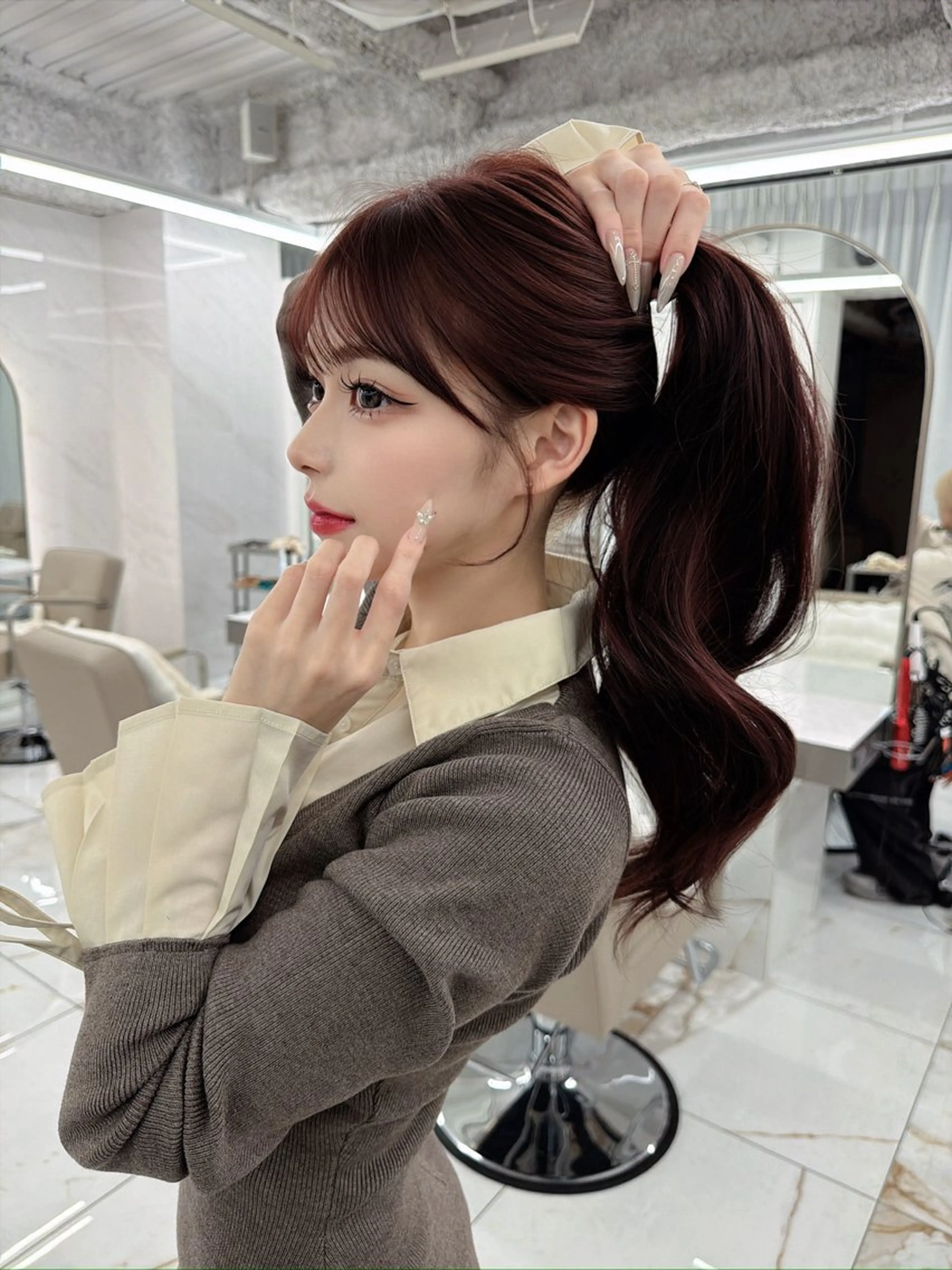 ロング 韓国風ヘア kiti Sakaeのヘアスタイル