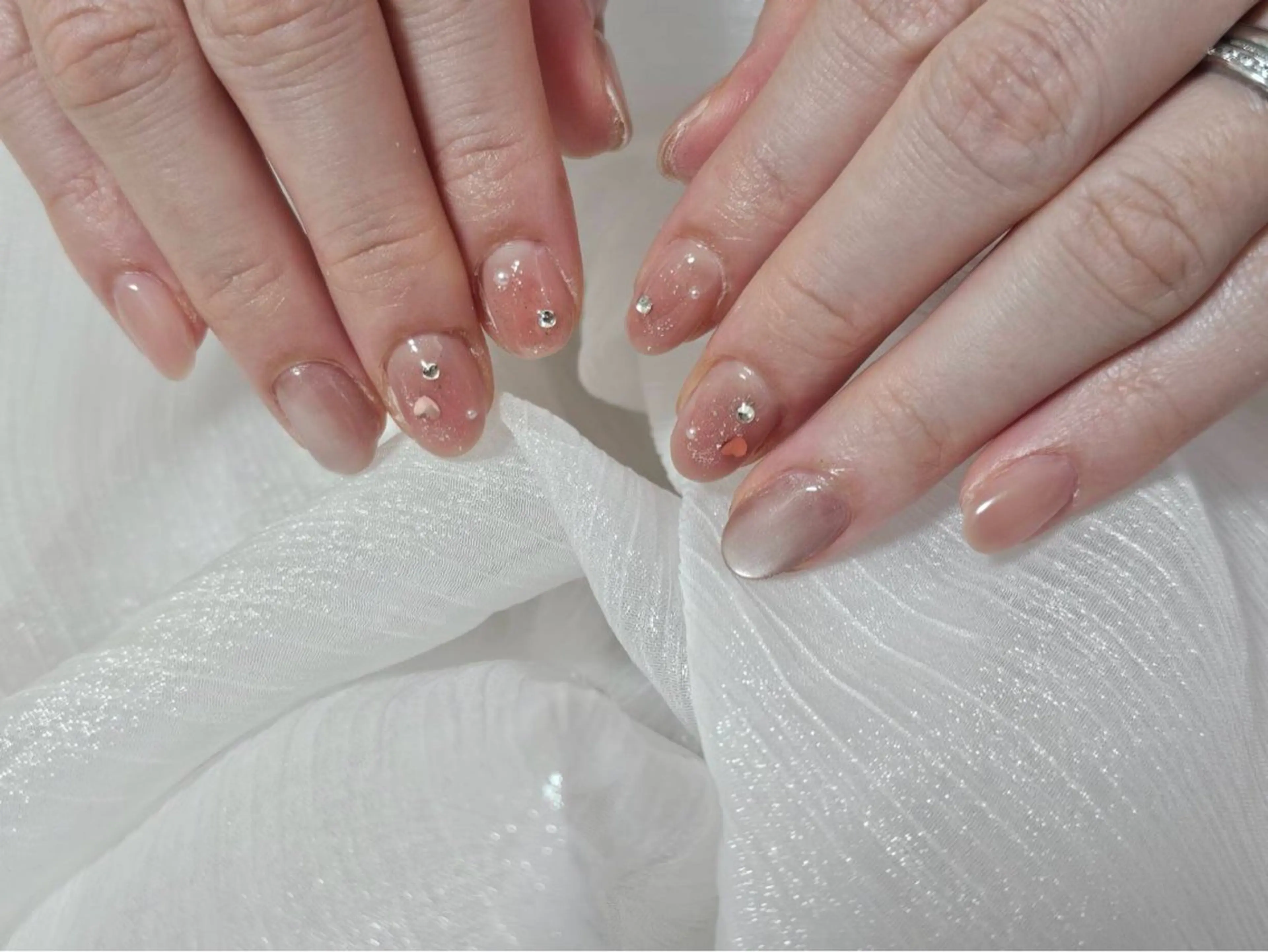 ネイル オーロラネイル ブルー チークネイル フットネイル フレンチネイル ハンドネイル kiki nail たまプラーザのネイルデザイン