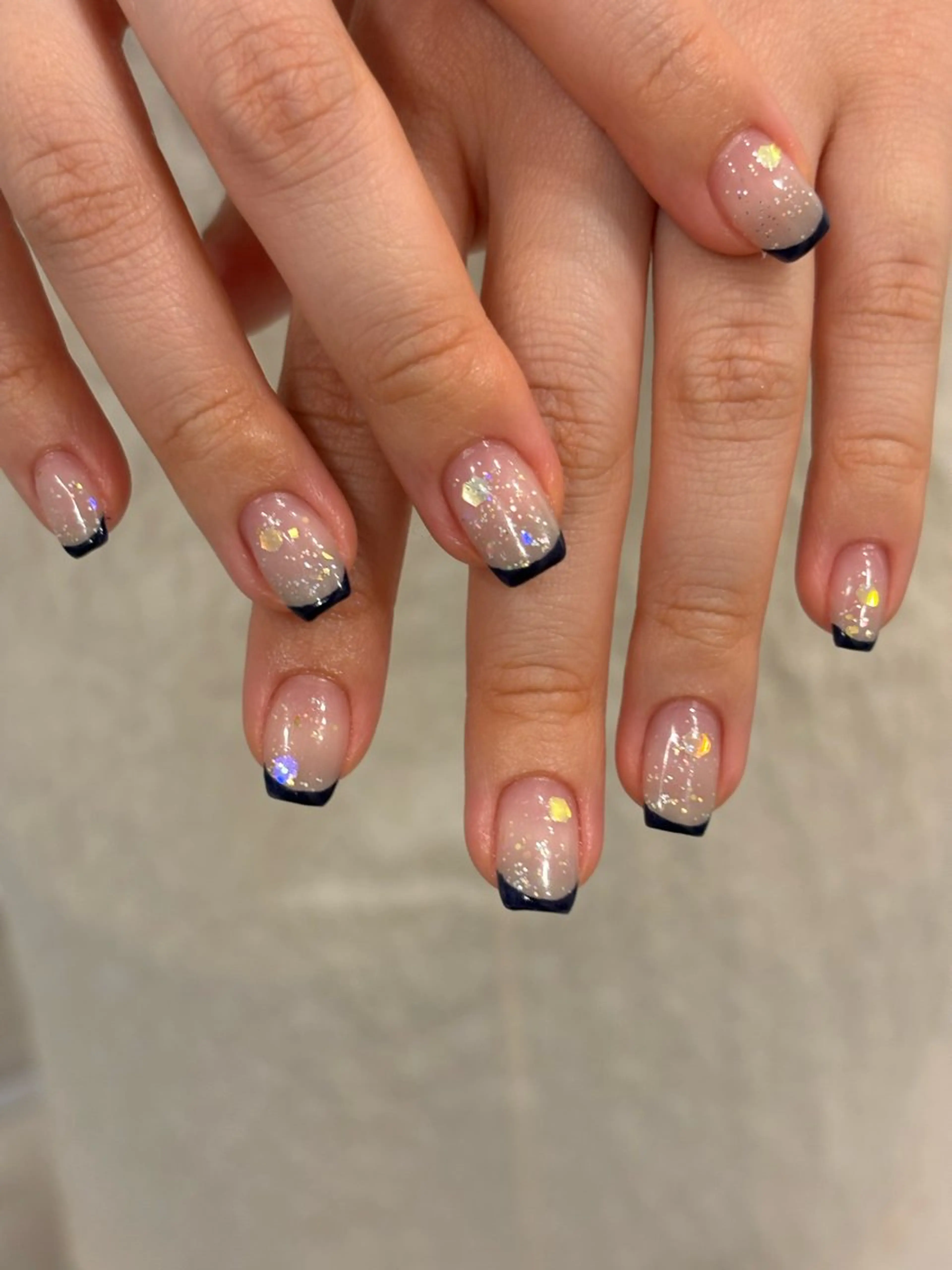 ネイル フレンチネイル キラキラネイル オフィスネイル Ann. nail.tokyo所属・Ann nailのネイルデザイン