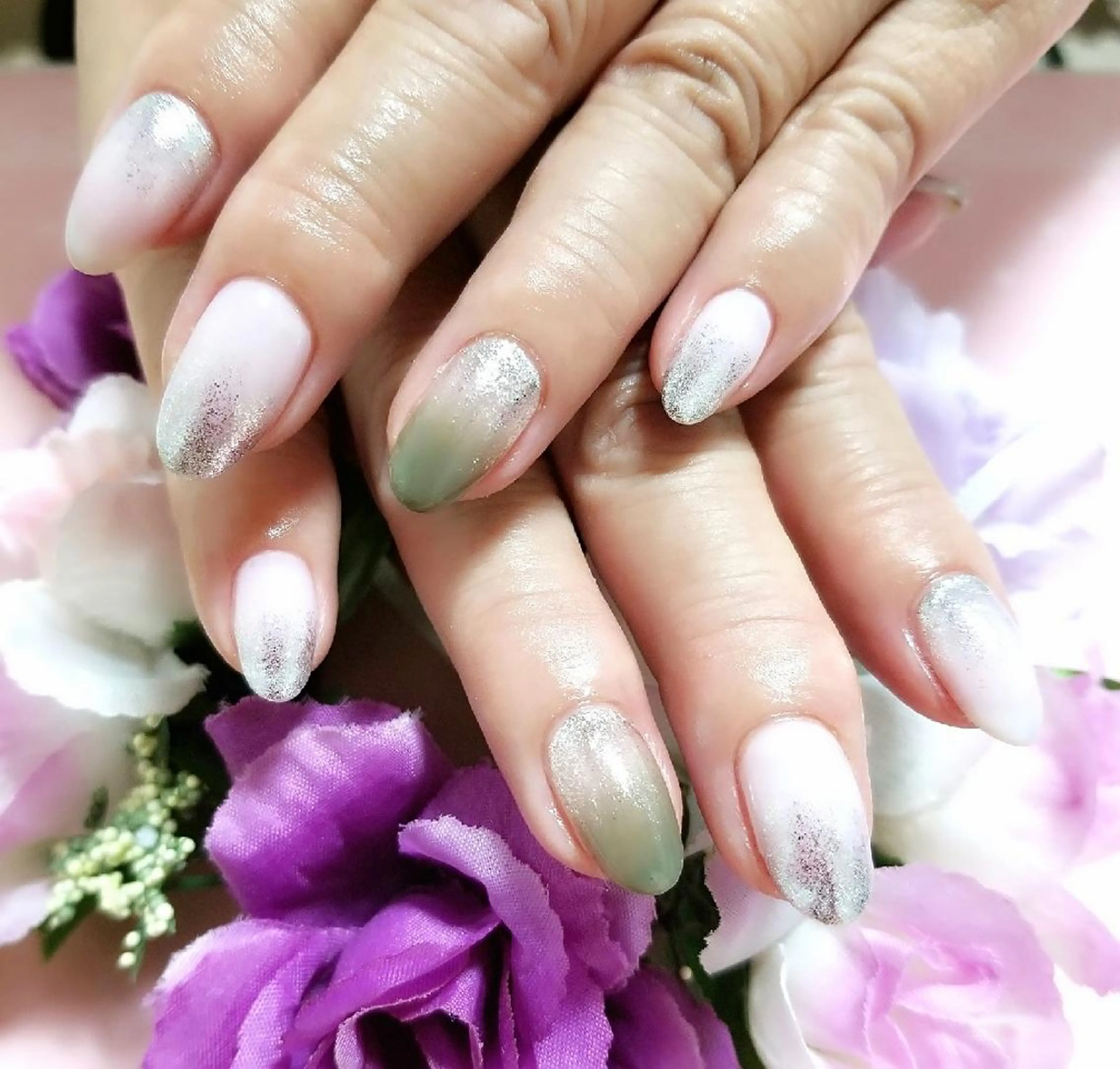 ネイル グラデーション nail salon ipuniのネイルデザイン