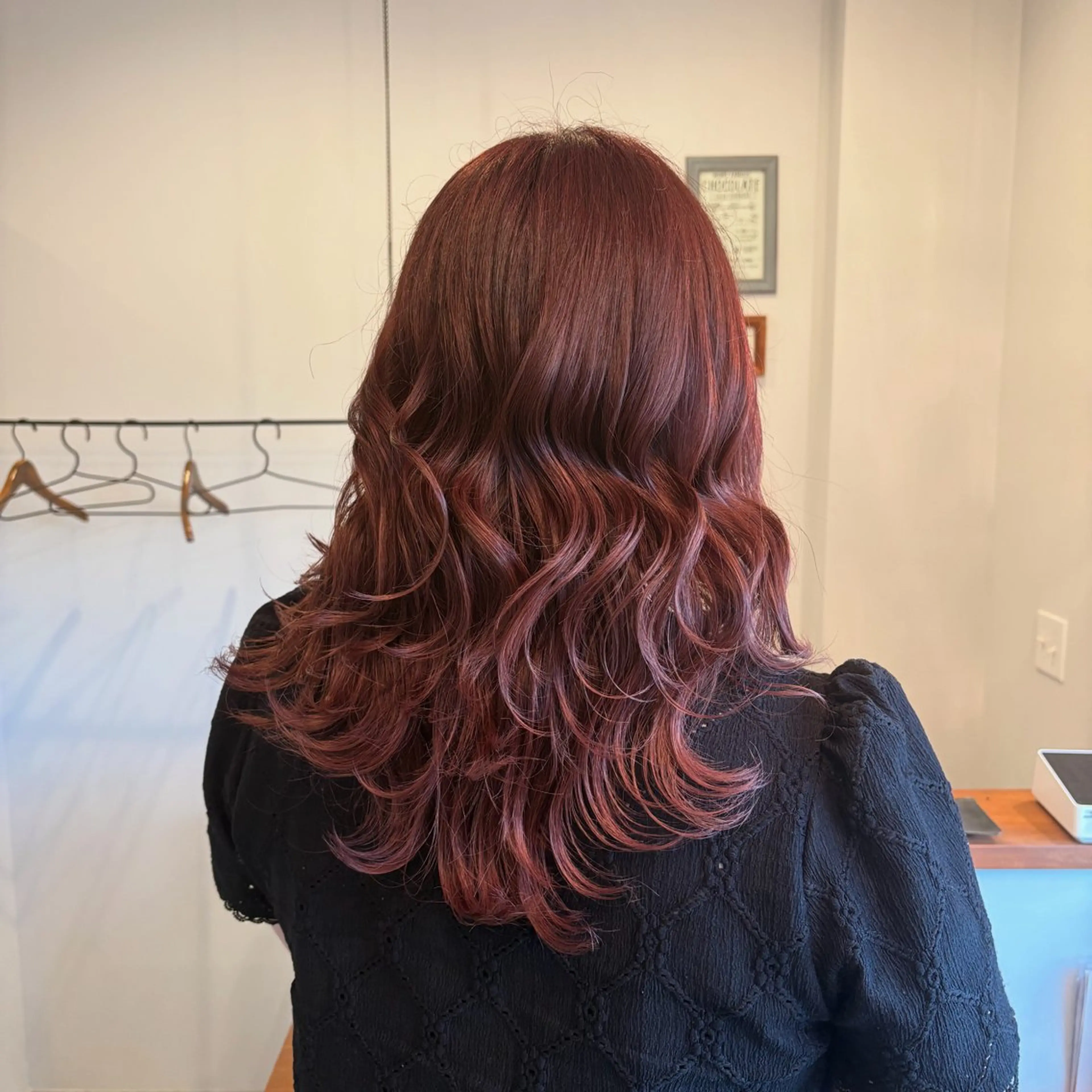 ミディアム 赤塚 美月のヘアスタイル