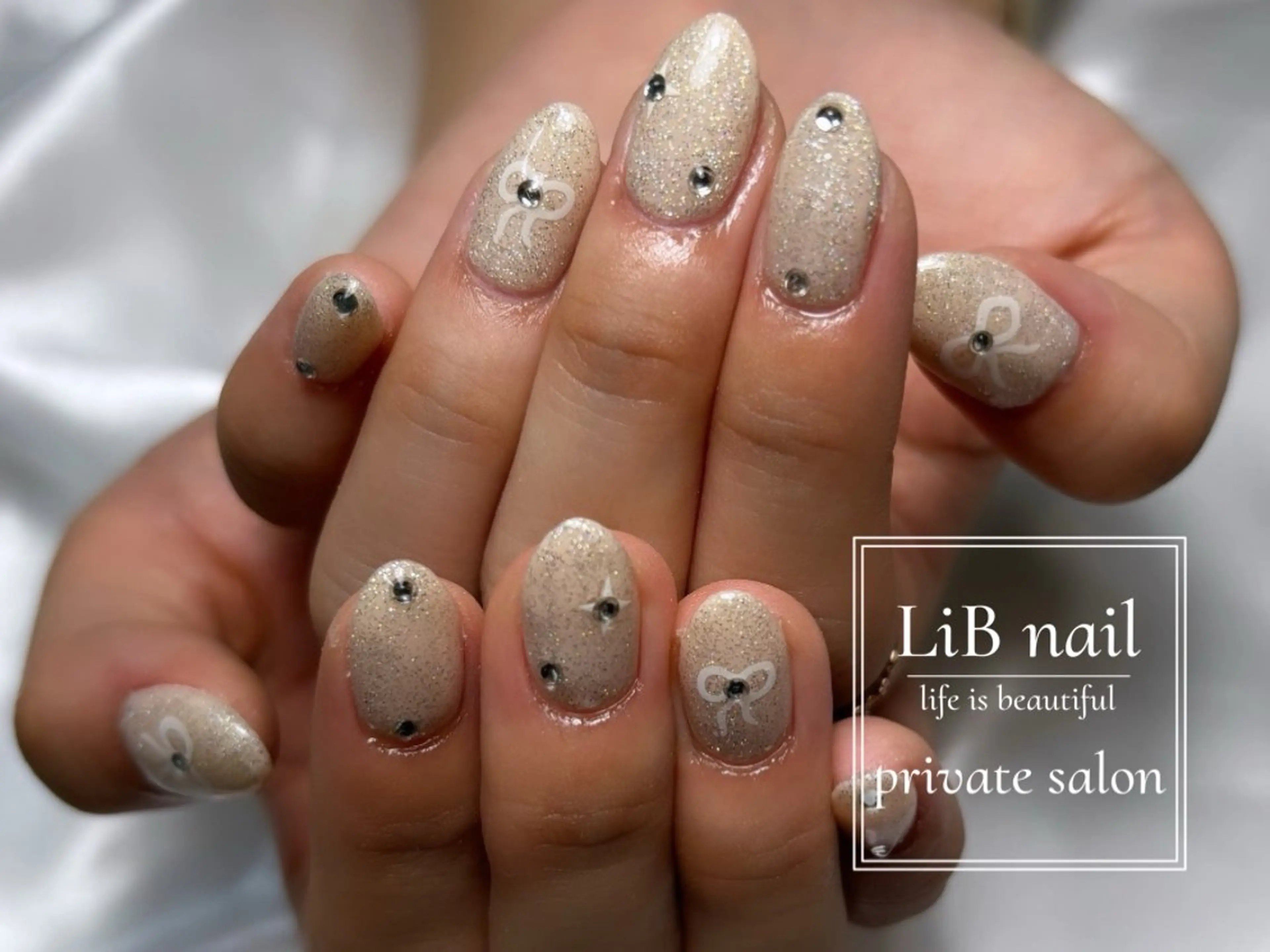 ネイル ハンドネイル LiB nailのネイルデザイン