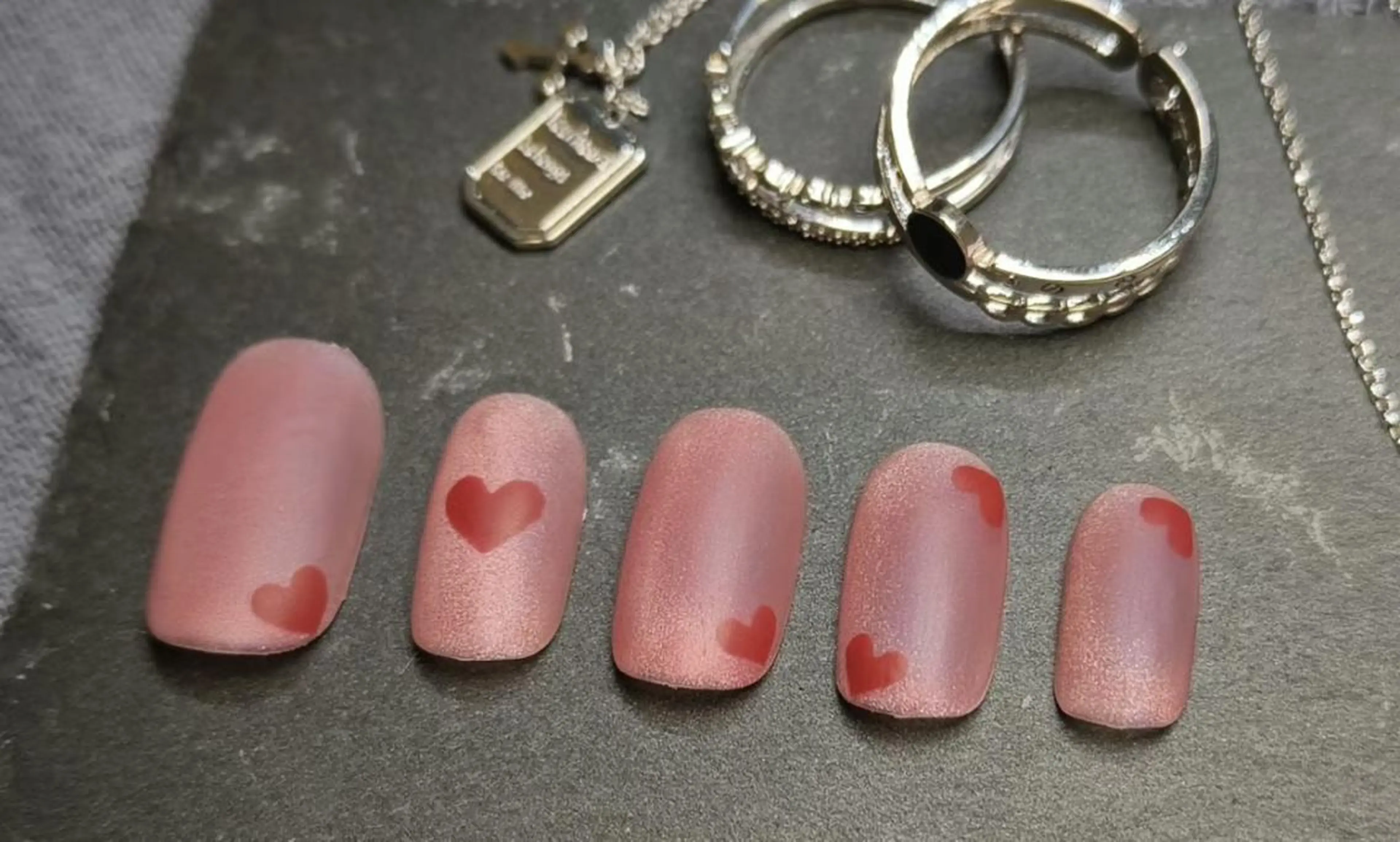 ネイル VIVIAN エイのネイルデザイン