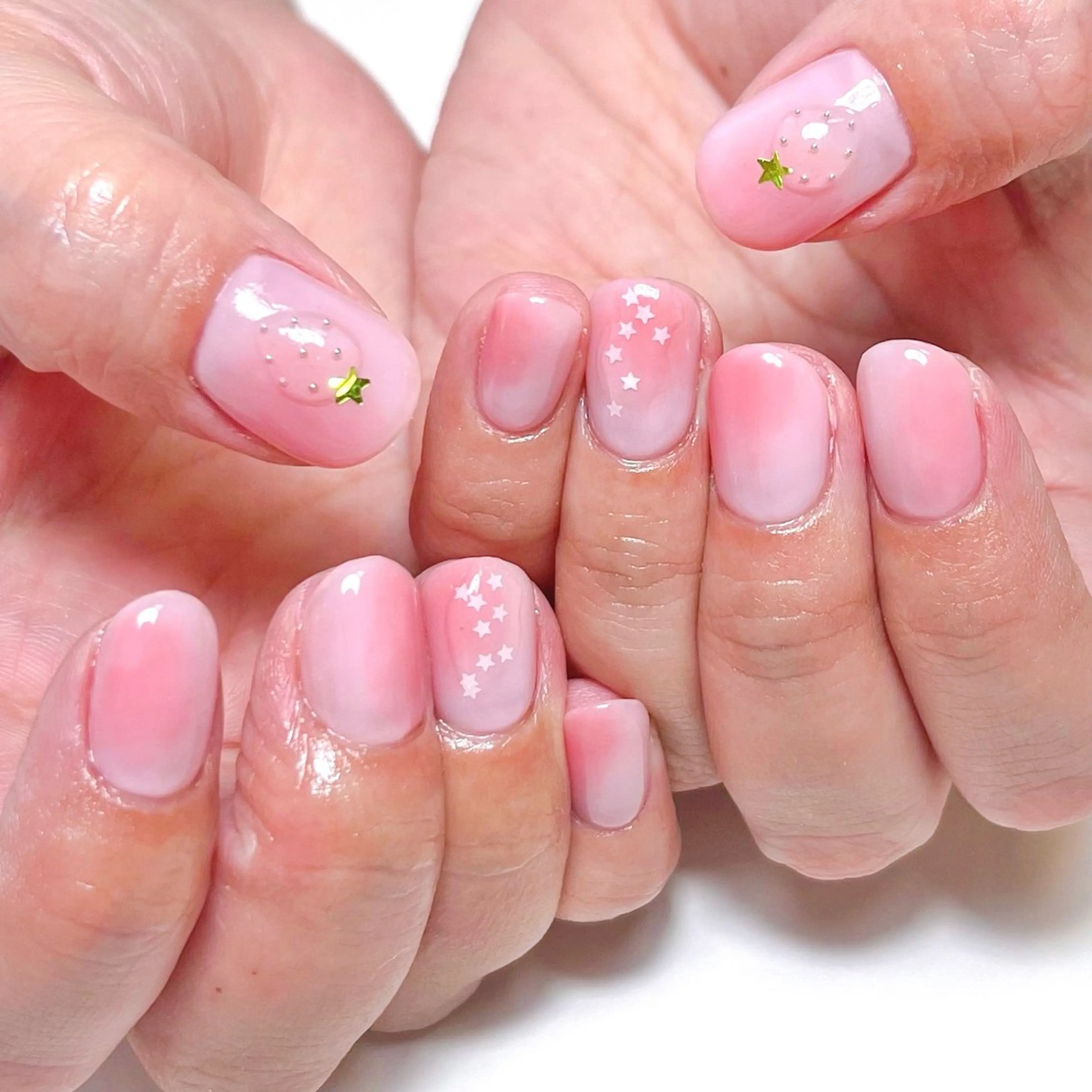 ネイル ハンドネイル いちごパフェ ゆいのネイルデザイン