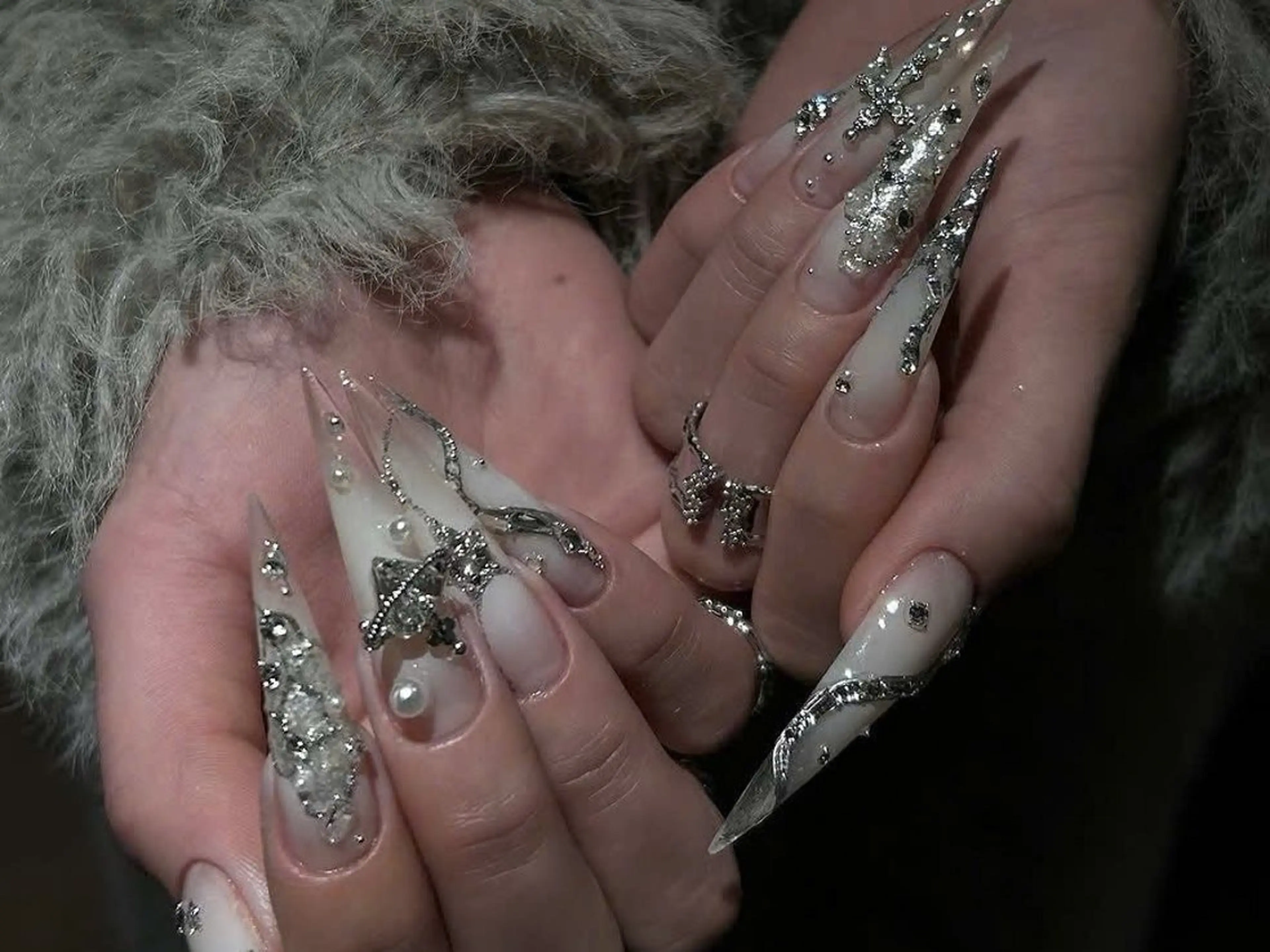 ネイル マグネットネイル ミラーネイル ニュアンスネイル シンプルネイル 古賀 佳織のネイルデザイン