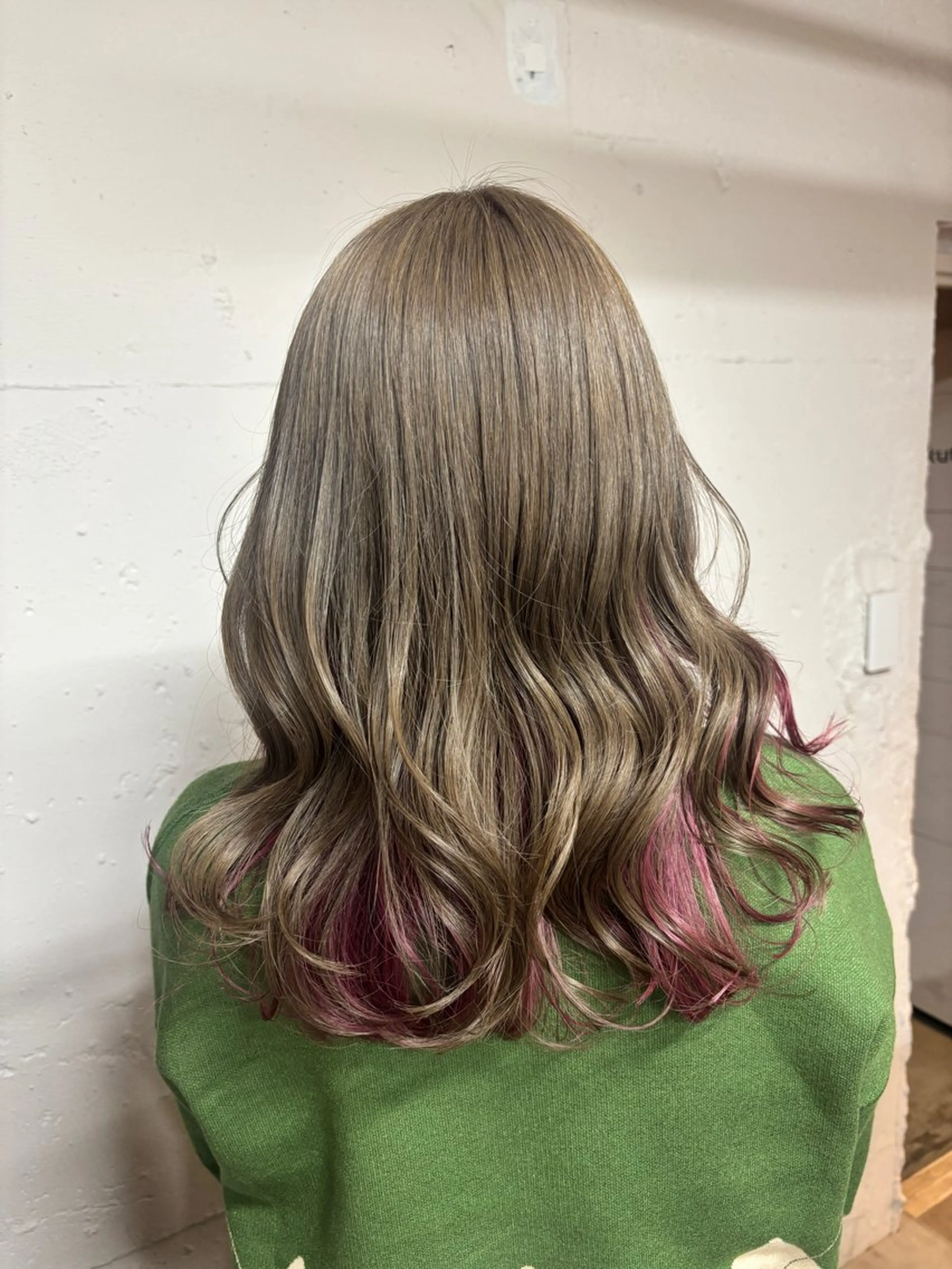 ミディアム カラー 🩵似合わせカット SEIRA🩵のヘアスタイル