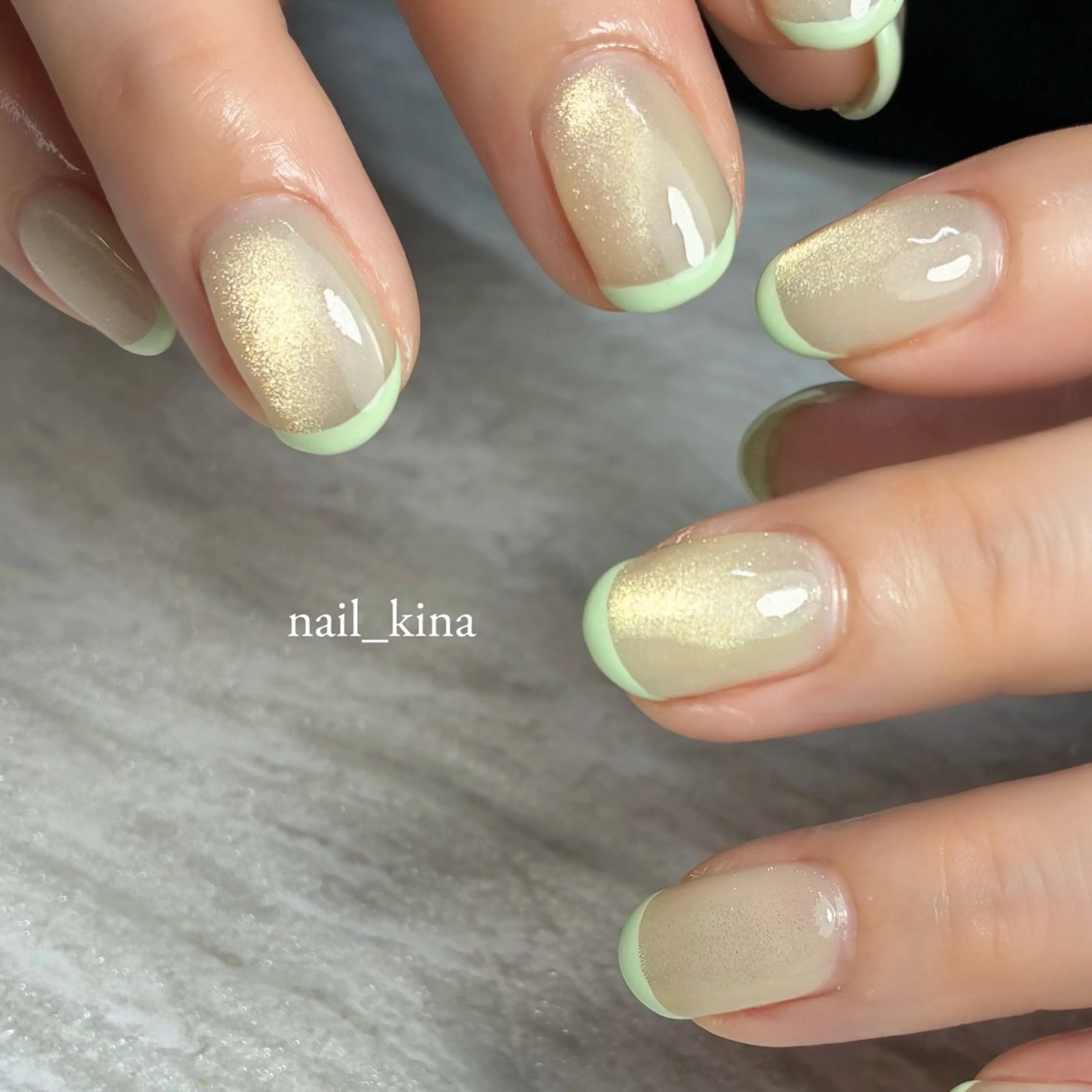 ネイル フレンチネイル ジェルネイル マグネットネイル パラジェル 春ネイル nail_ kinaのネイルデザイン