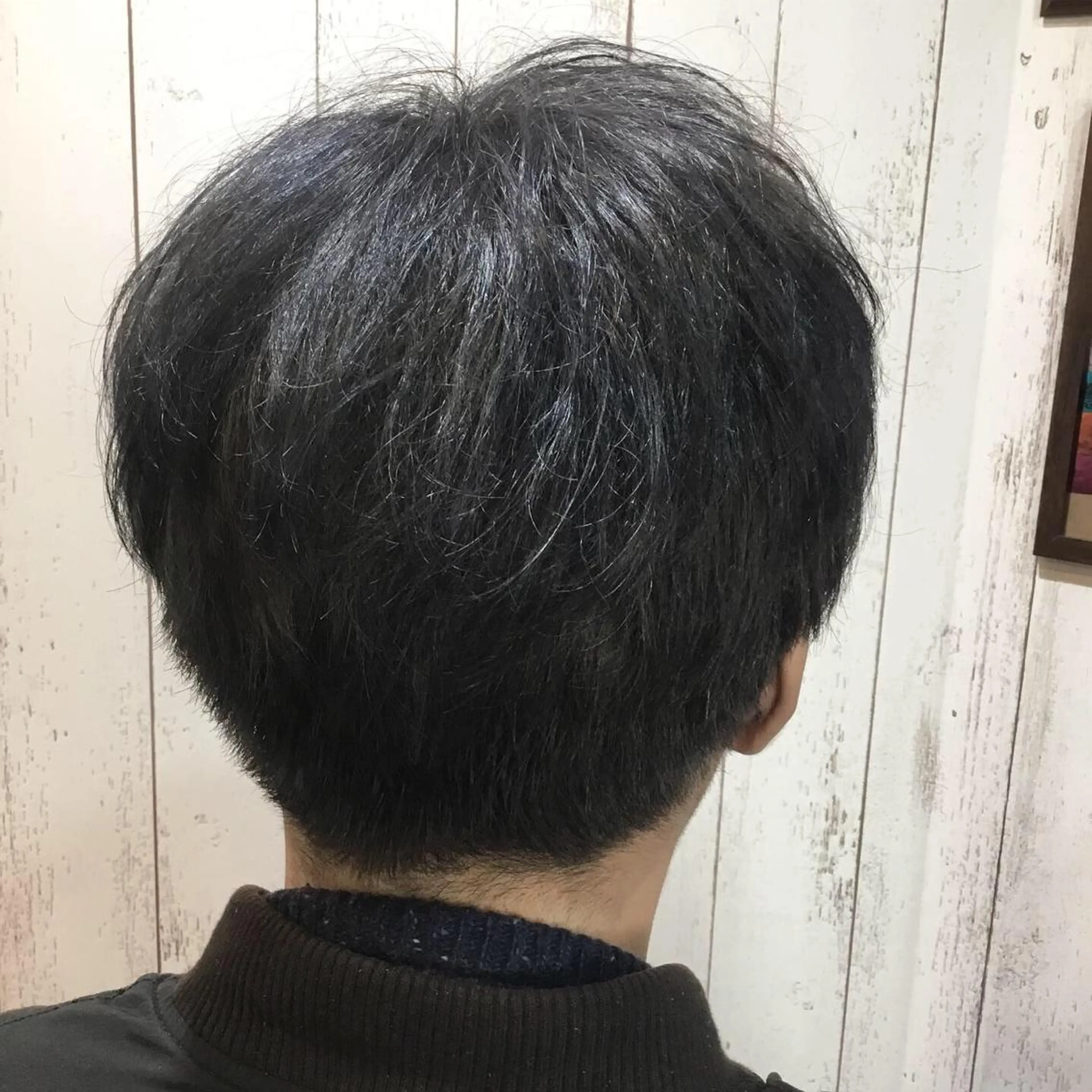 ショート カラー embrace エンブレイスのヘアスタイル