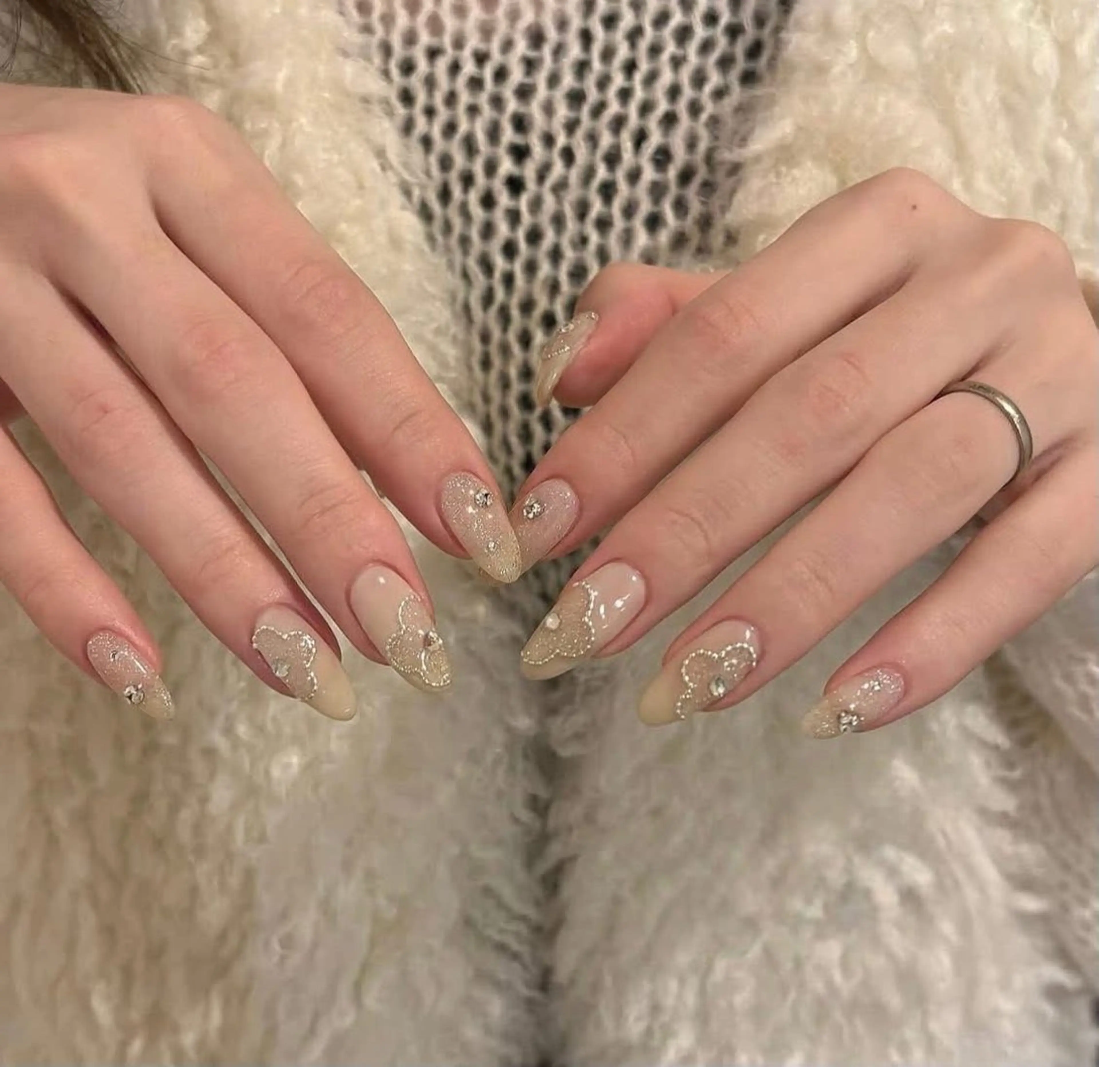 ネイル ハンドネイル T.Lee Nail Lilyのネイルデザイン