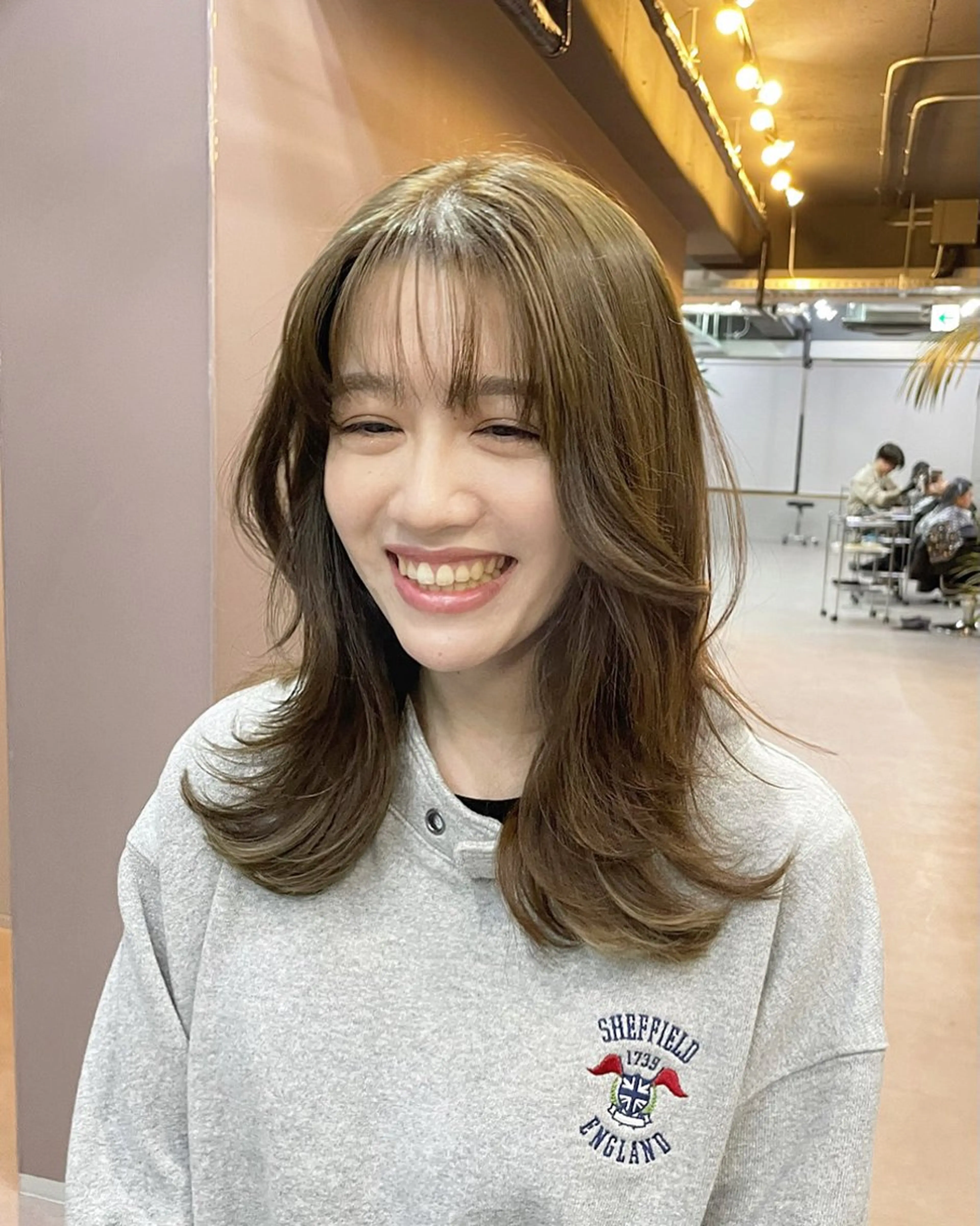 ロング カラー ミルクティーベージュ ❤︎レイヤー　MIAのヘアスタイル