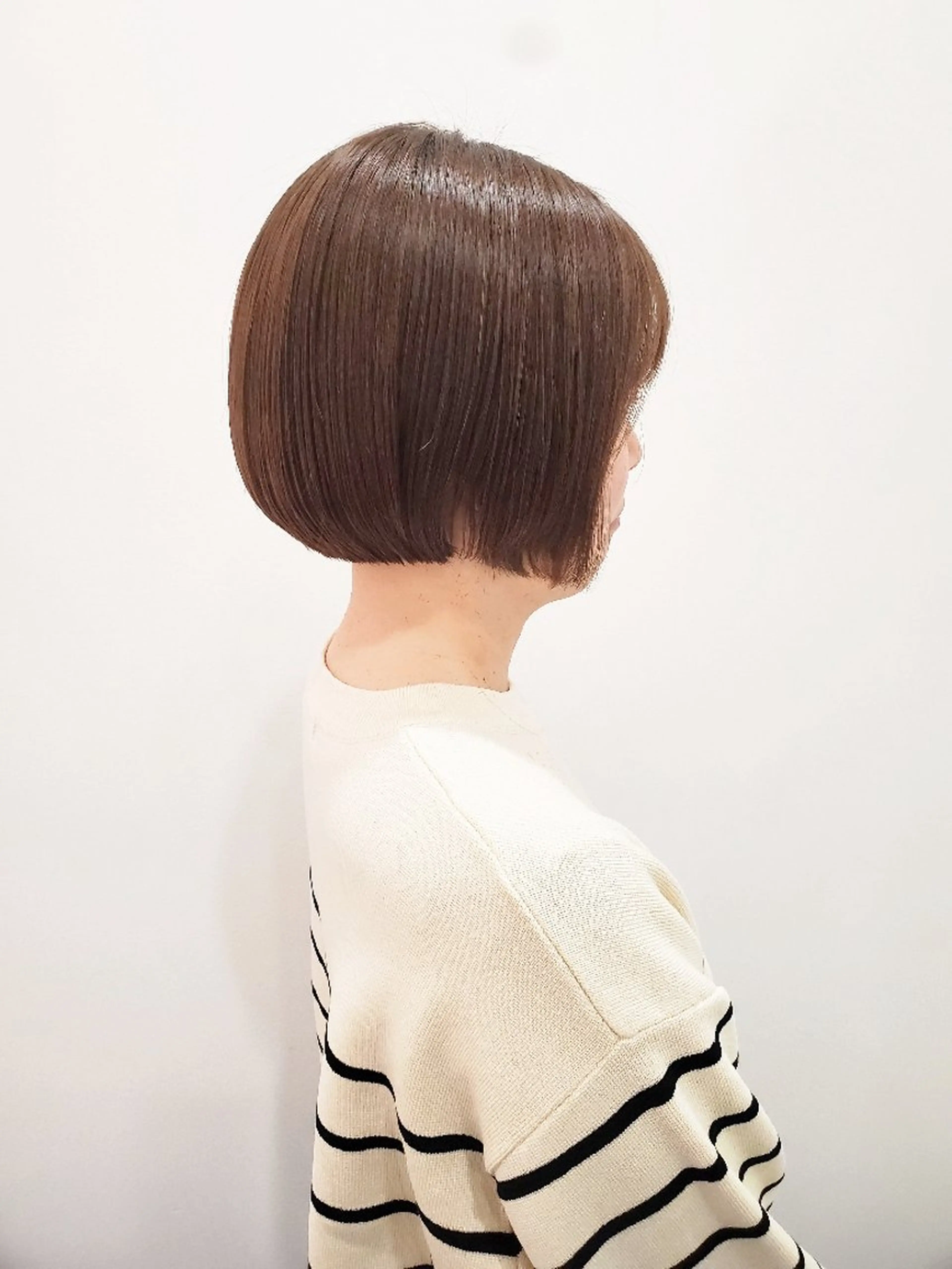 ショート カラー カット ヘアカラー トリートメント ヘッドスパ 齋藤 愛美のヘアスタイル