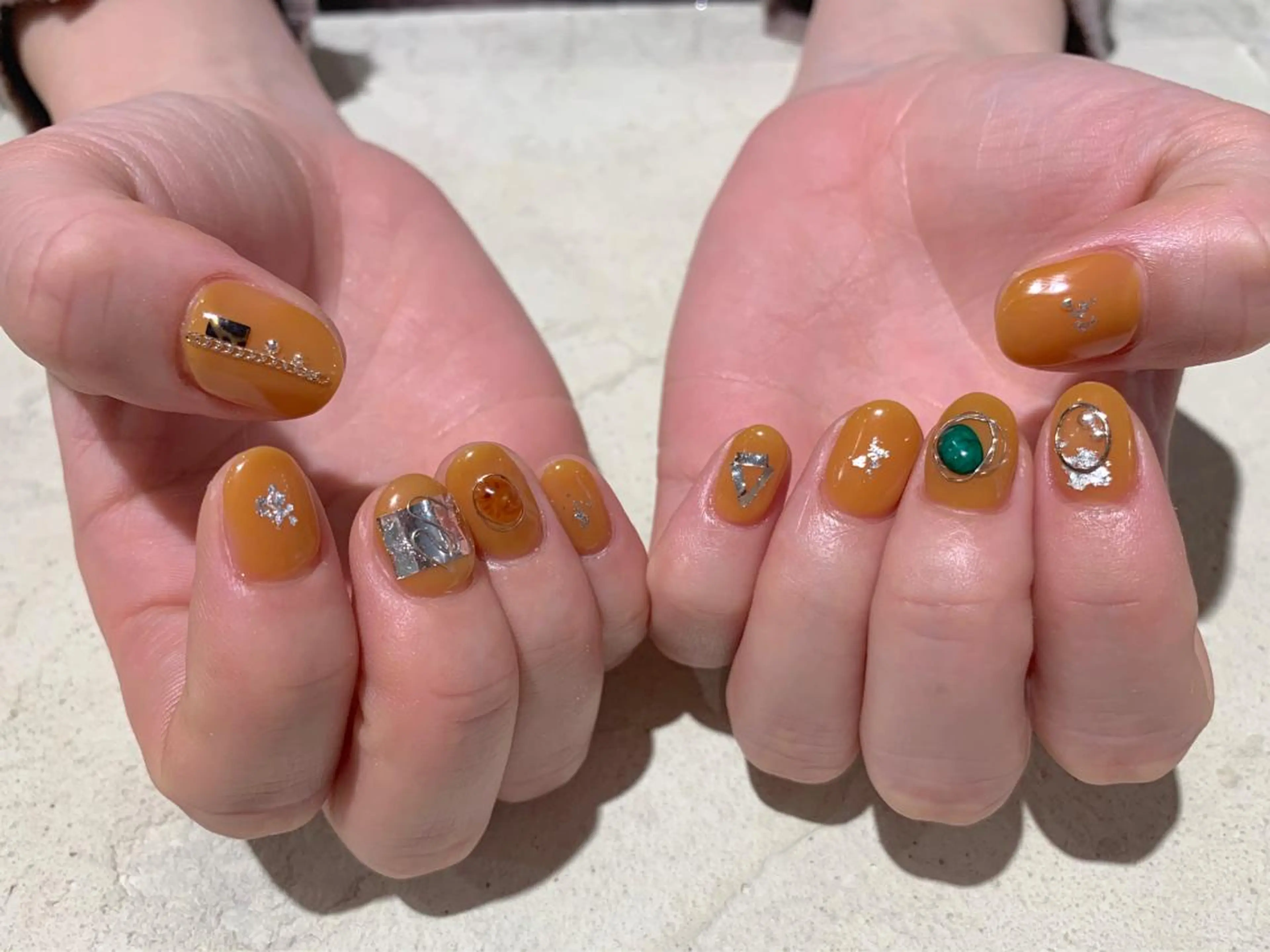 ネイル 山田 真里のネイルデザイン