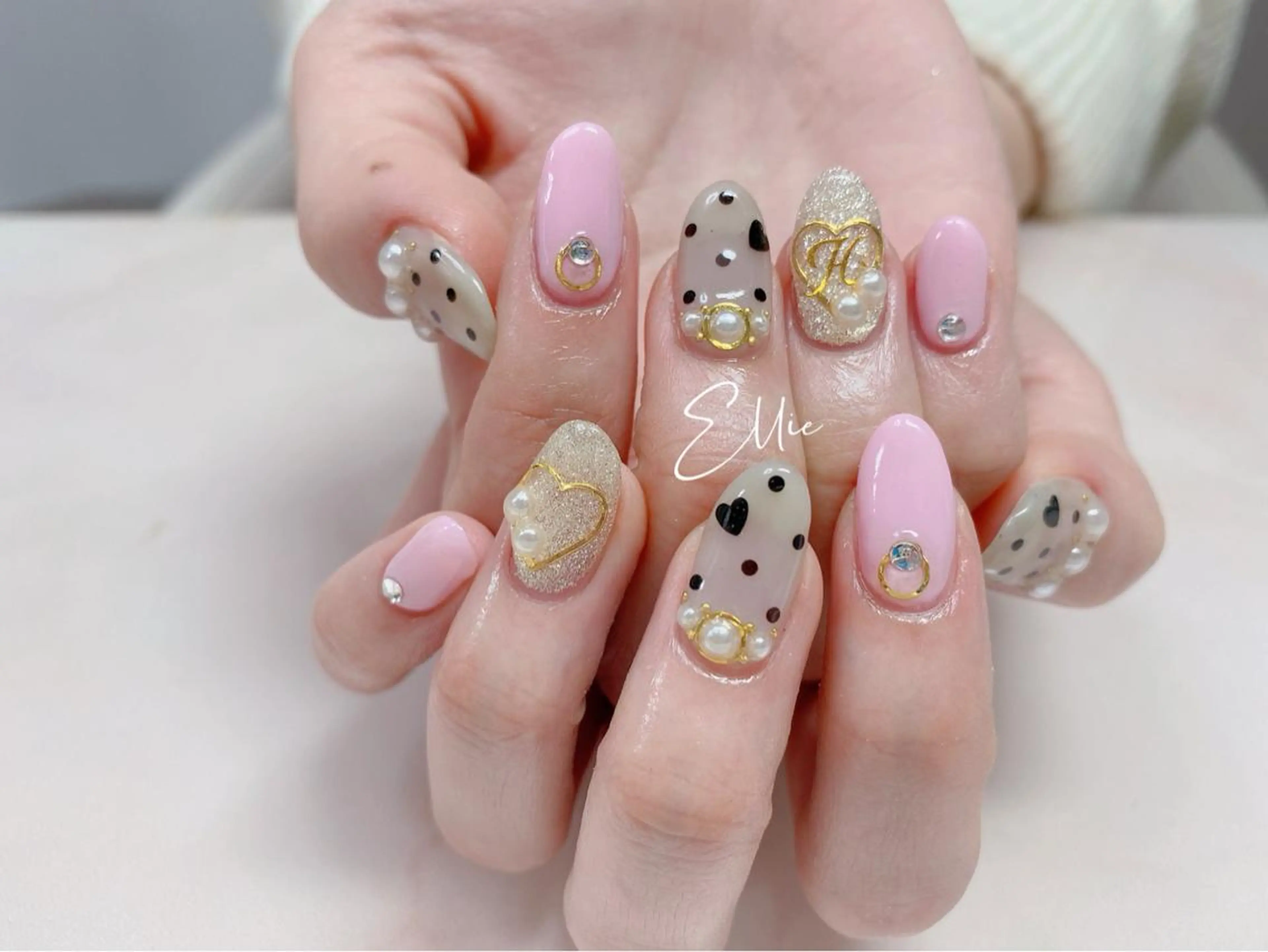 ネイル ハンドネイル ハンドケア 閨匠ビューティサロン 新橋店♡Ellieのネイルデザイン