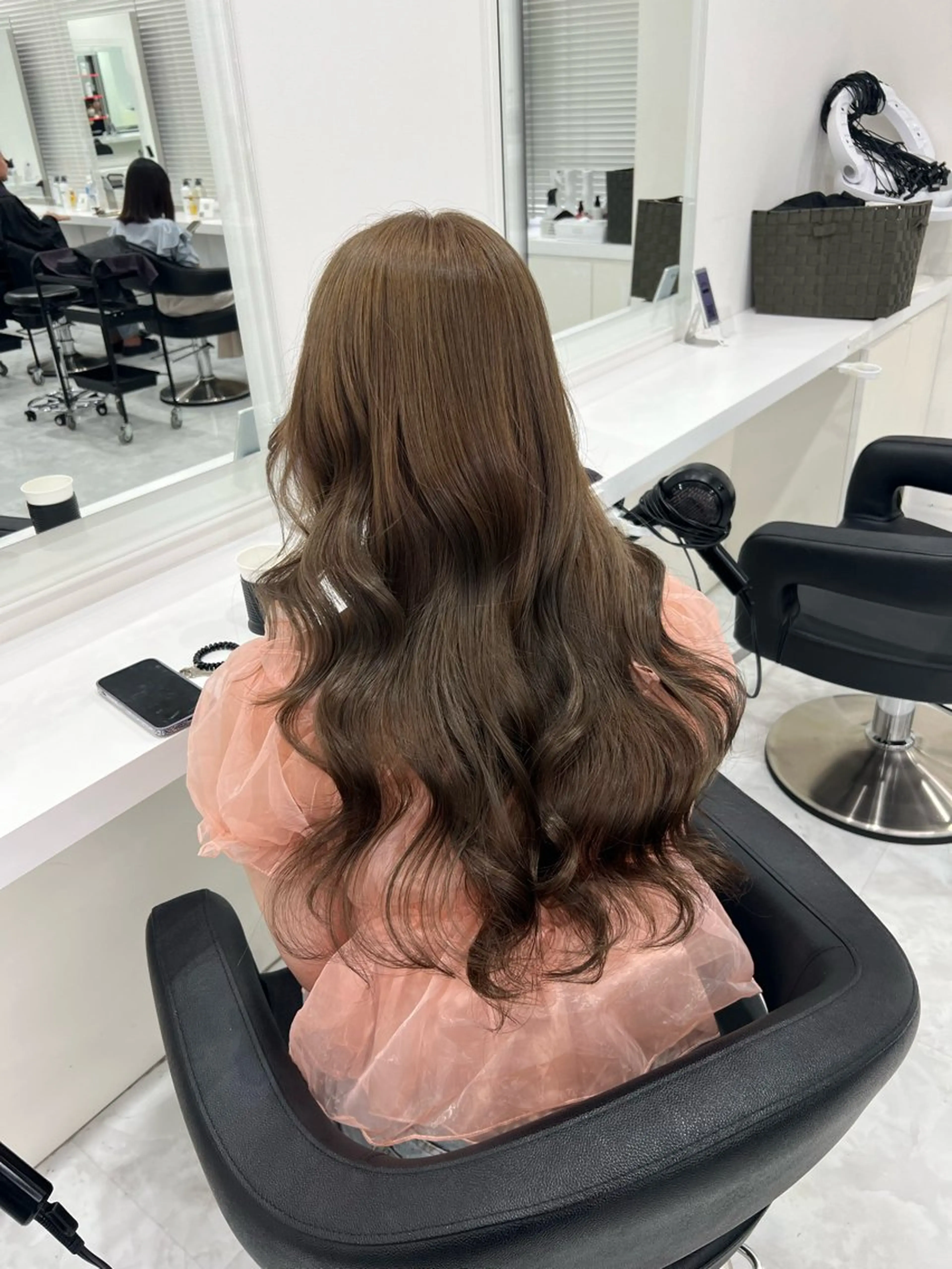 ロング カラー 透明感カラー🫧 レイヤーカットのヘアスタイル
