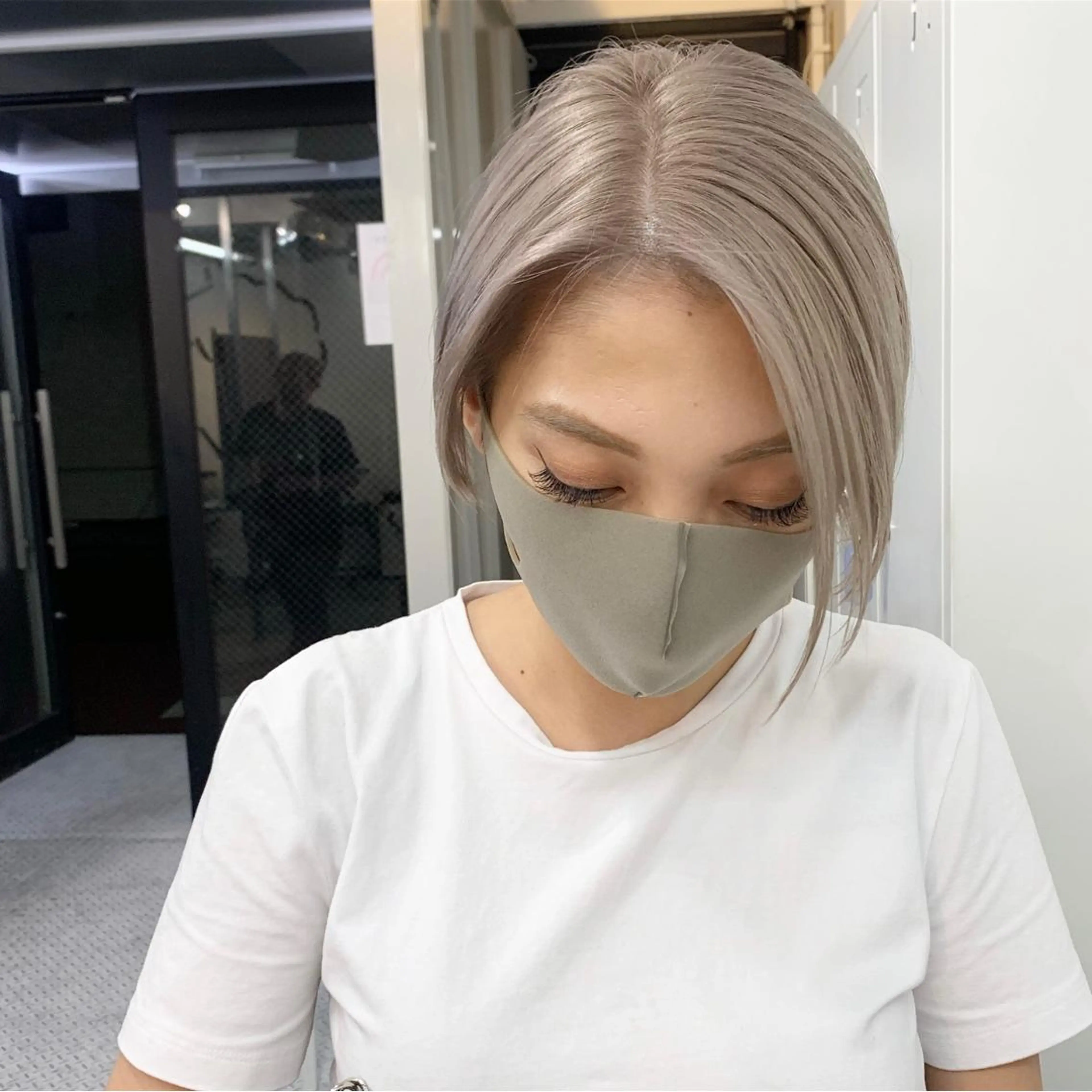 ショート カラー ヘアアレンジ ハイトーン/美髪矯正 🍃大江拓実のヘアスタイル