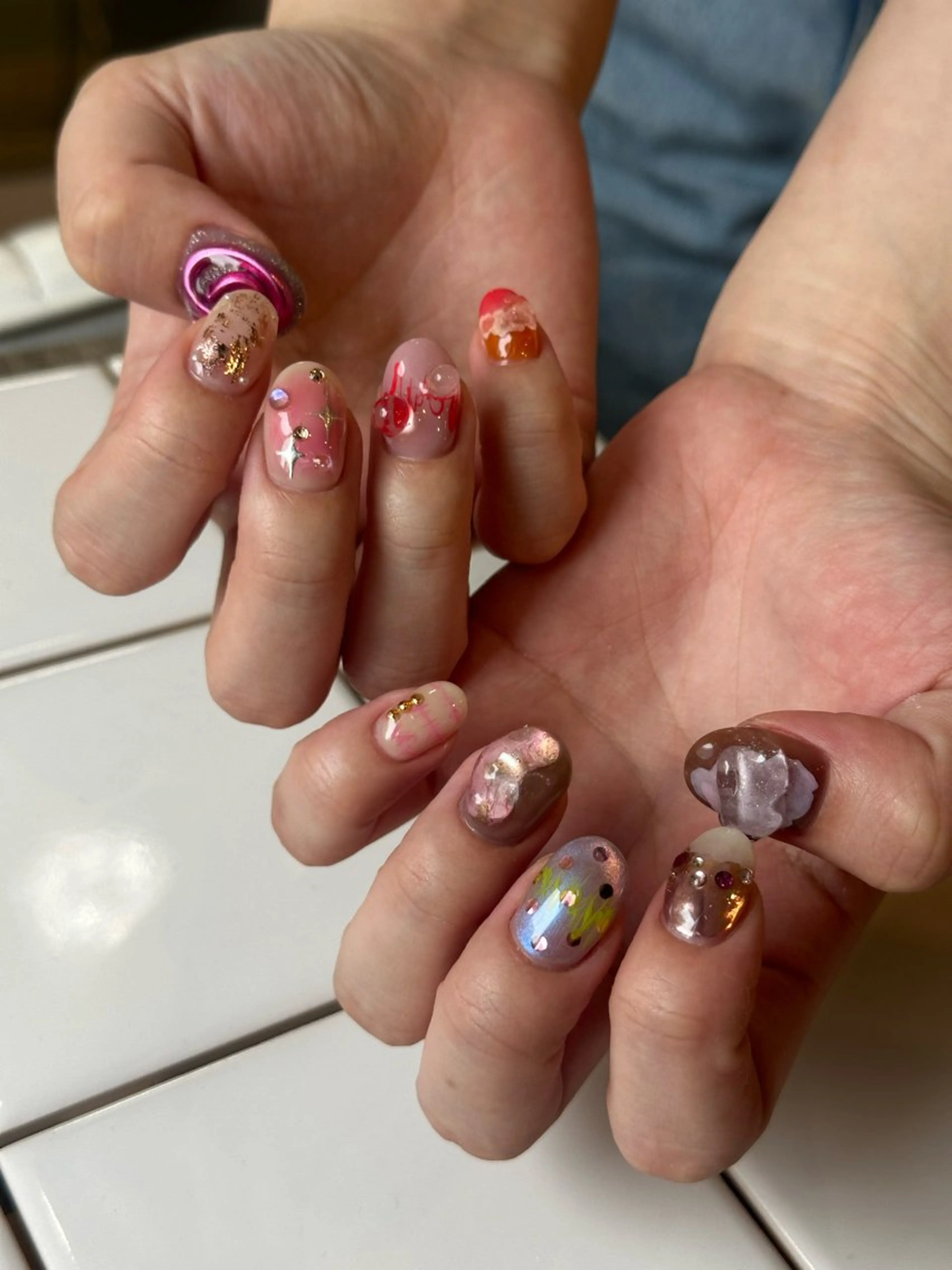 ネイル ニュアンスネイル ハンドネイル Natsuko 🪼のネイルデザイン